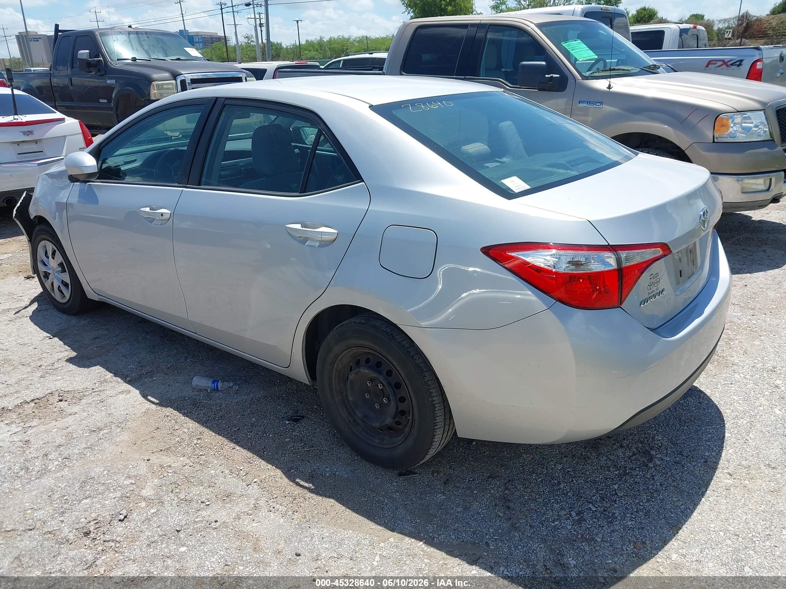 2015 Toyota Corolla L Серебряный vin: 2T1BURHE4FC319983