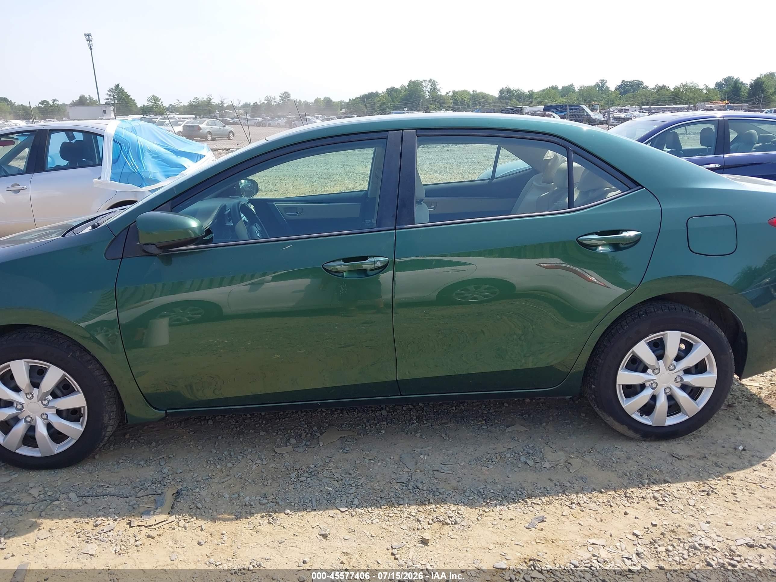 2015 Toyota Corolla Le Green vin: 2T1BURHE4FC321412