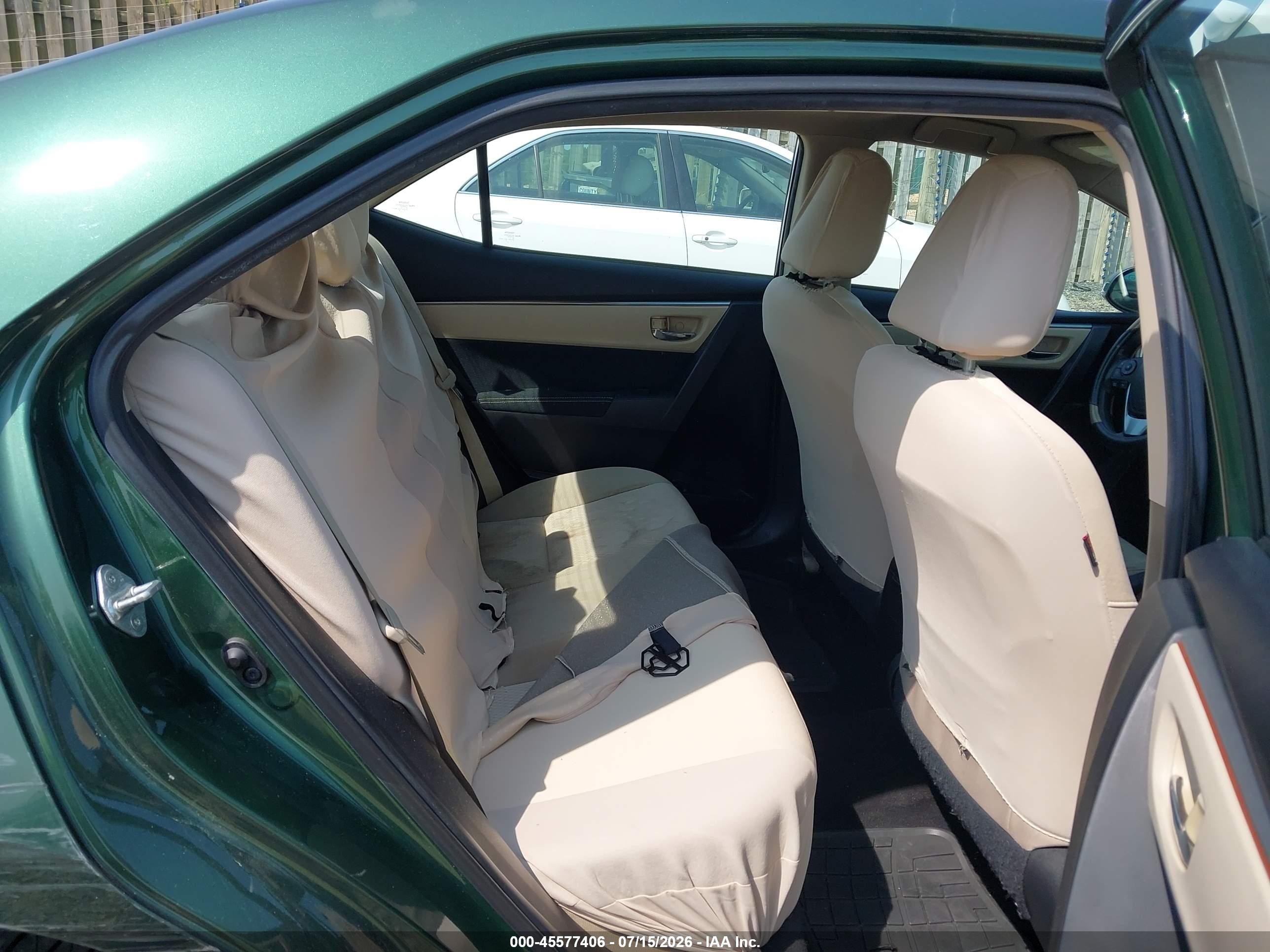 2015 Toyota Corolla Le Green vin: 2T1BURHE4FC321412