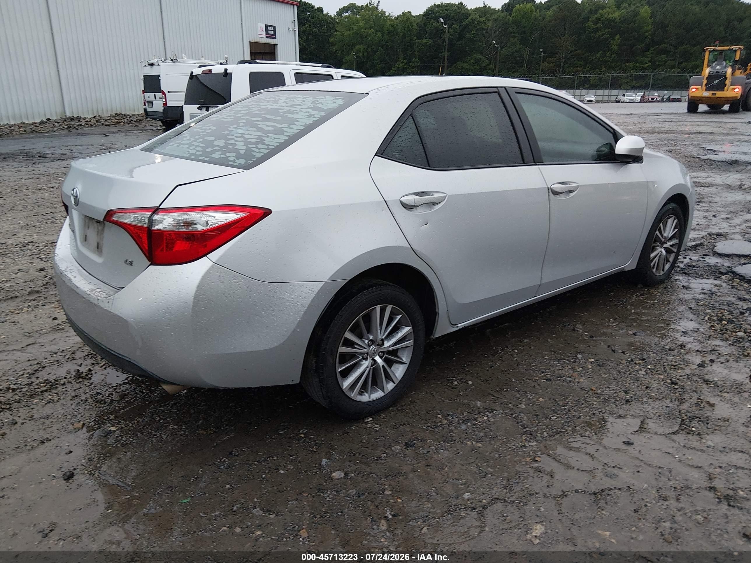 2015 Toyota Corolla Le Plus White vin: 2T1BURHE4FC321832