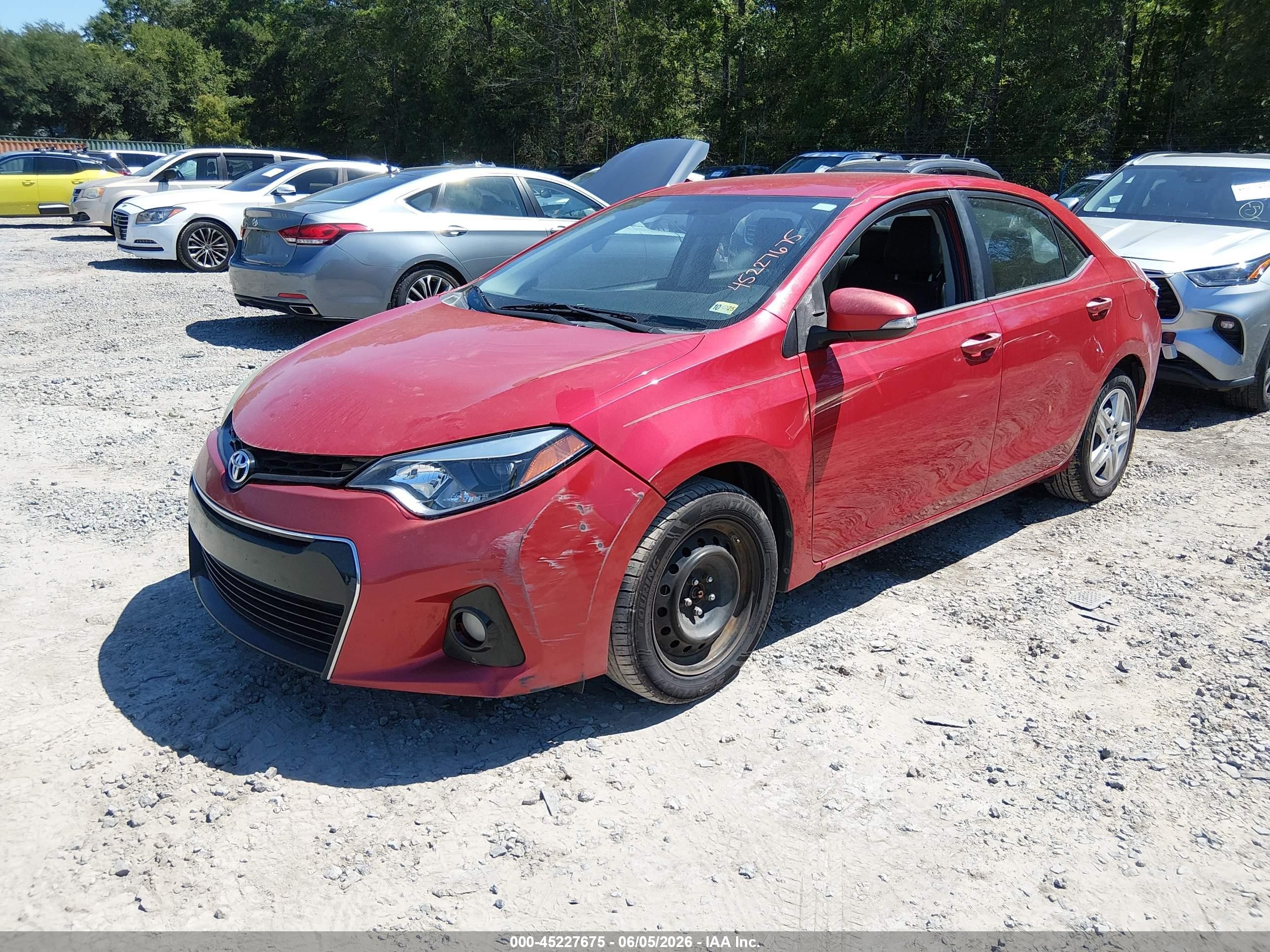 2015 Toyota Corolla S Red vin: 2T1BURHE4FC334905