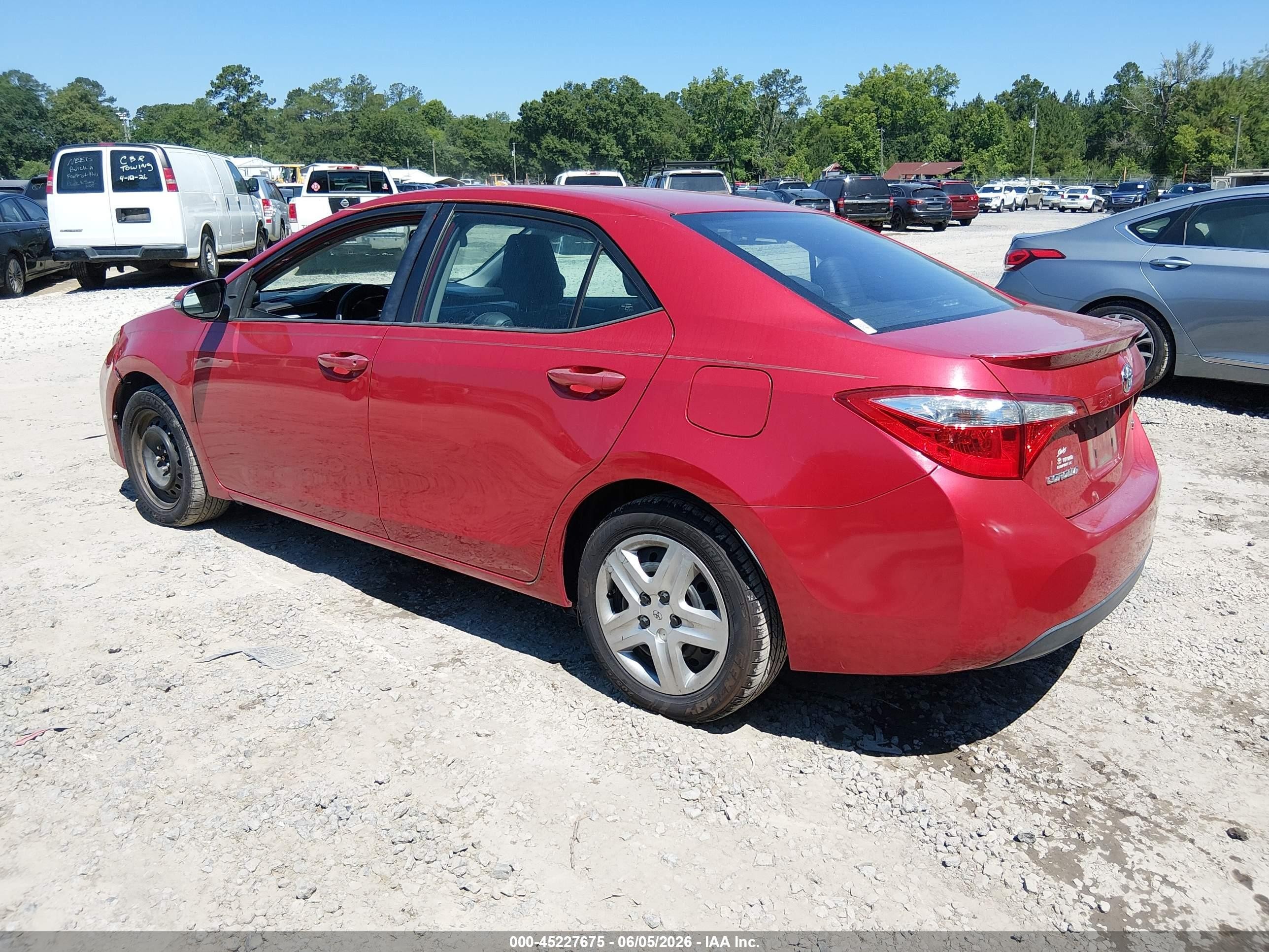 2015 Toyota Corolla S Red vin: 2T1BURHE4FC334905