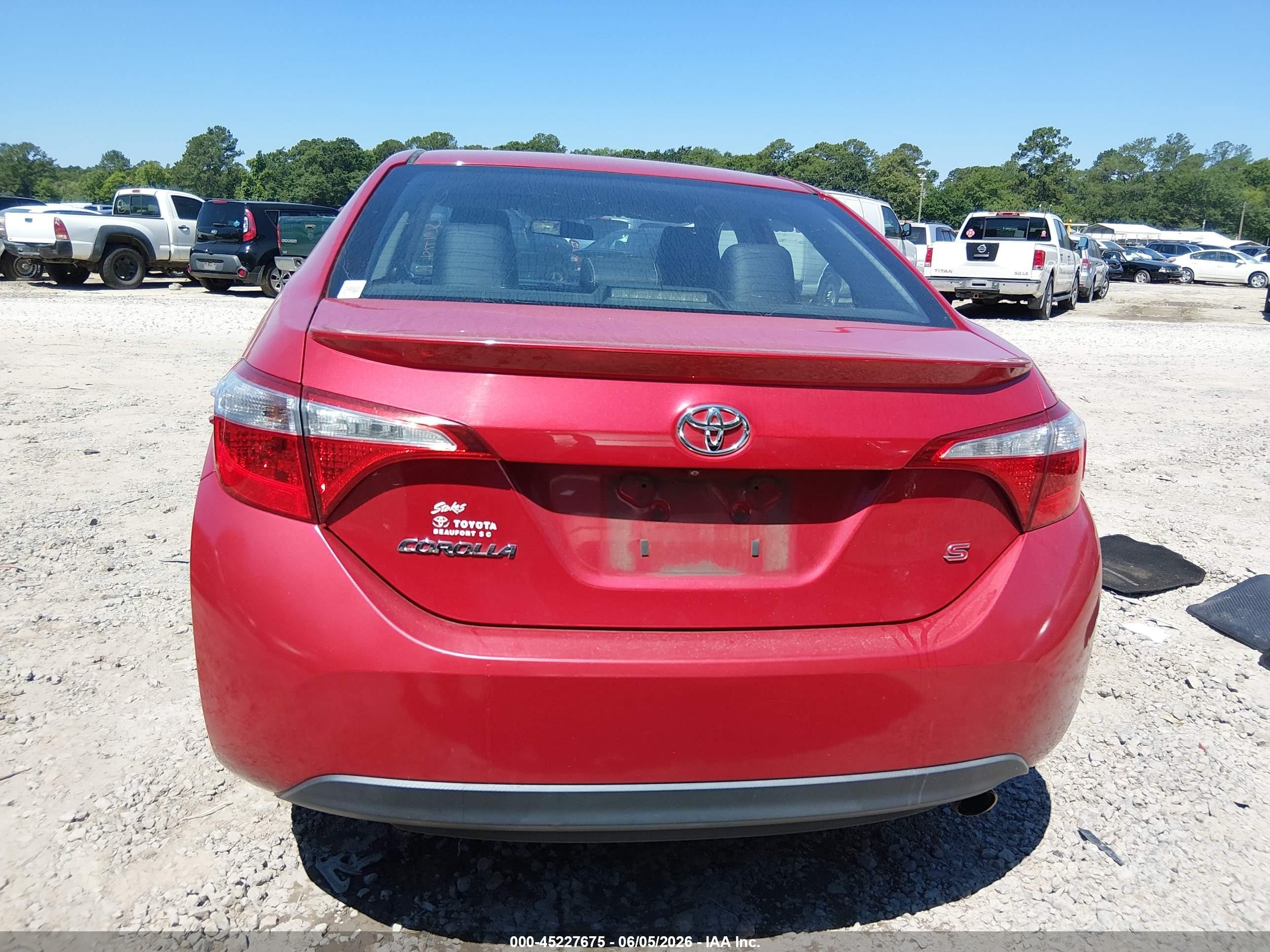2015 Toyota Corolla S Red vin: 2T1BURHE4FC334905
