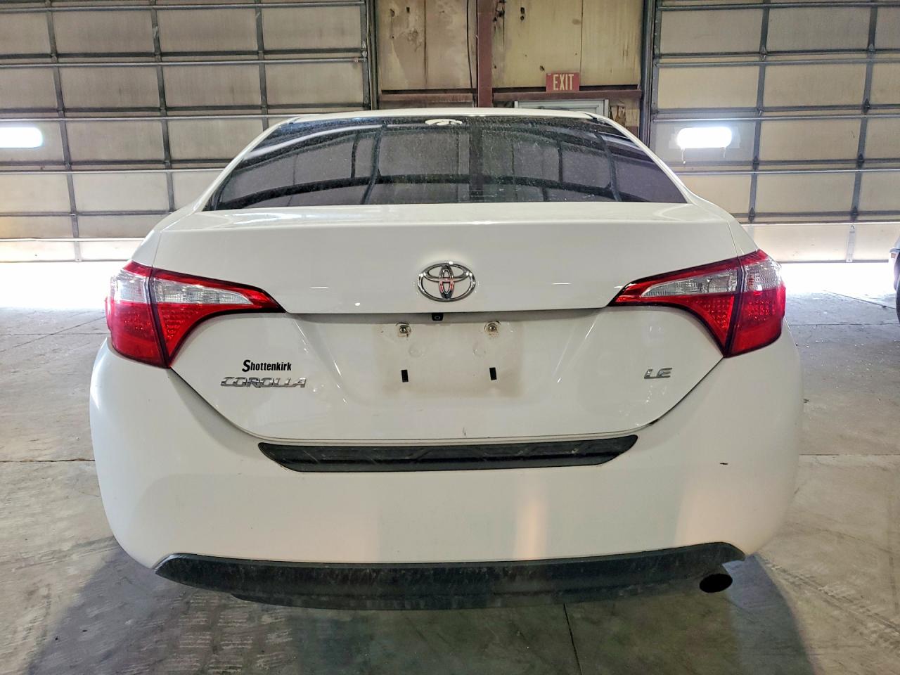 2015 Toyota Corolla Le White vin: 2T1BURHE4FC335505