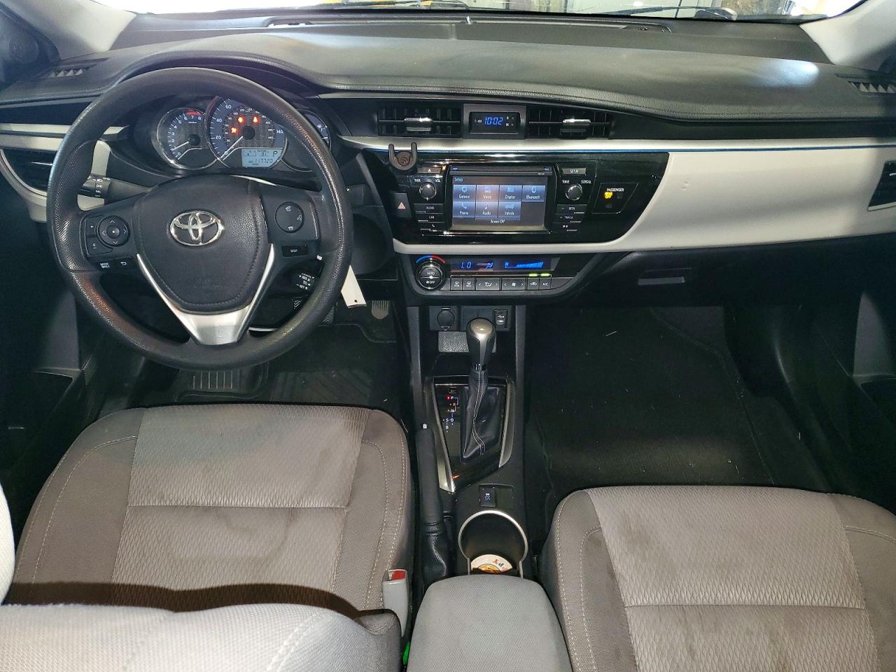 2015 Toyota Corolla Le White vin: 2T1BURHE4FC335505