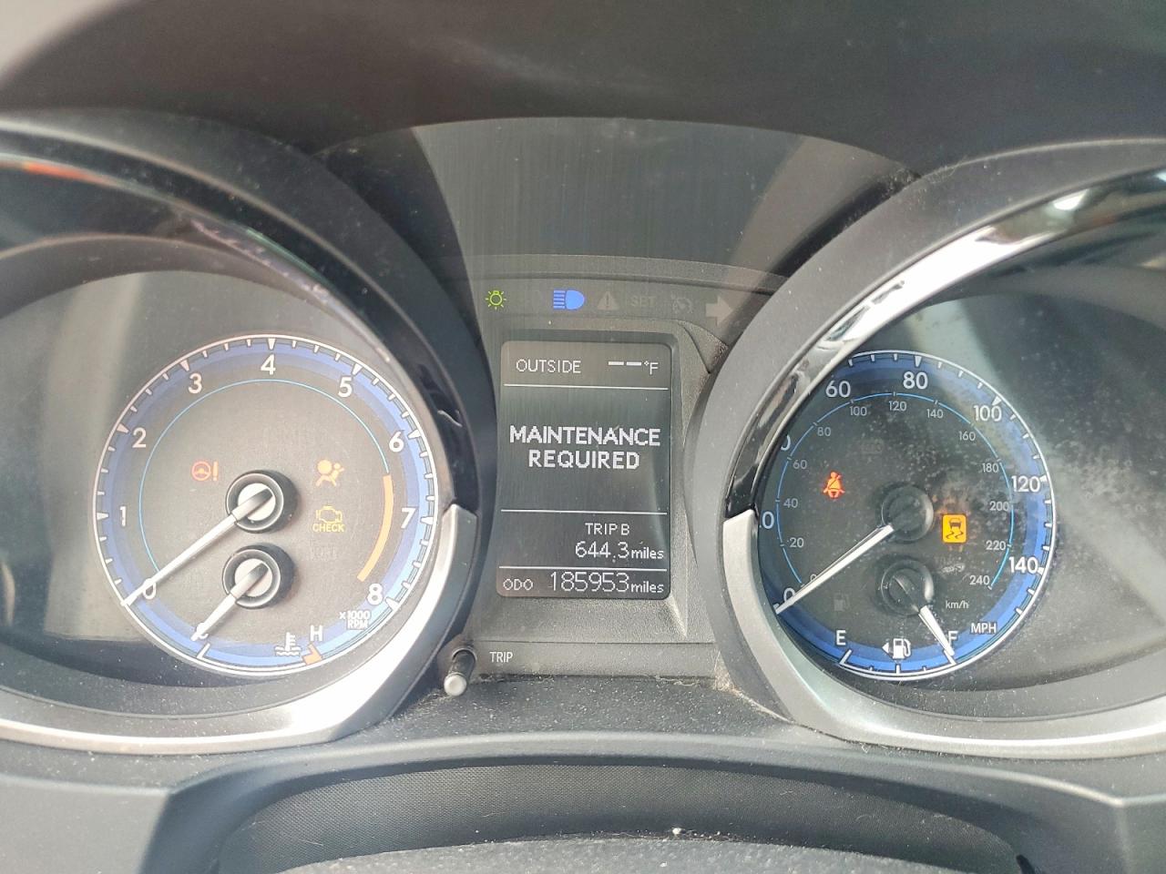 2015 Toyota Corolla S Plus Серебряный vin: 2T1BURHE4FC350876