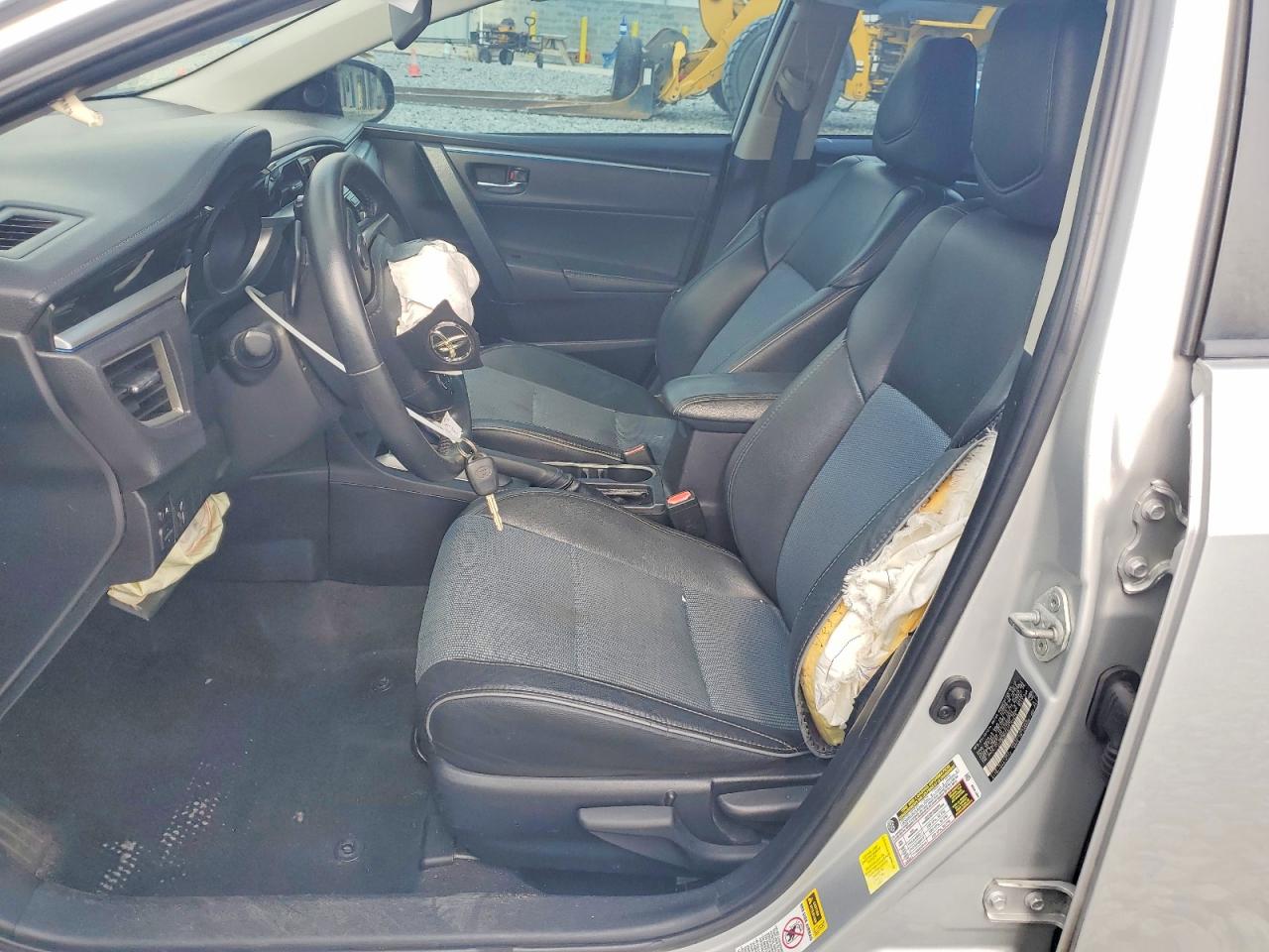 2015 Toyota Corolla S Plus Серебряный vin: 2T1BURHE4FC350876