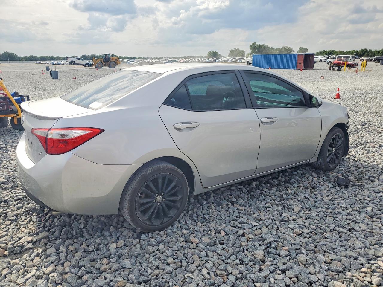 2015 Toyota Corolla S Plus Серебряный vin: 2T1BURHE4FC350876