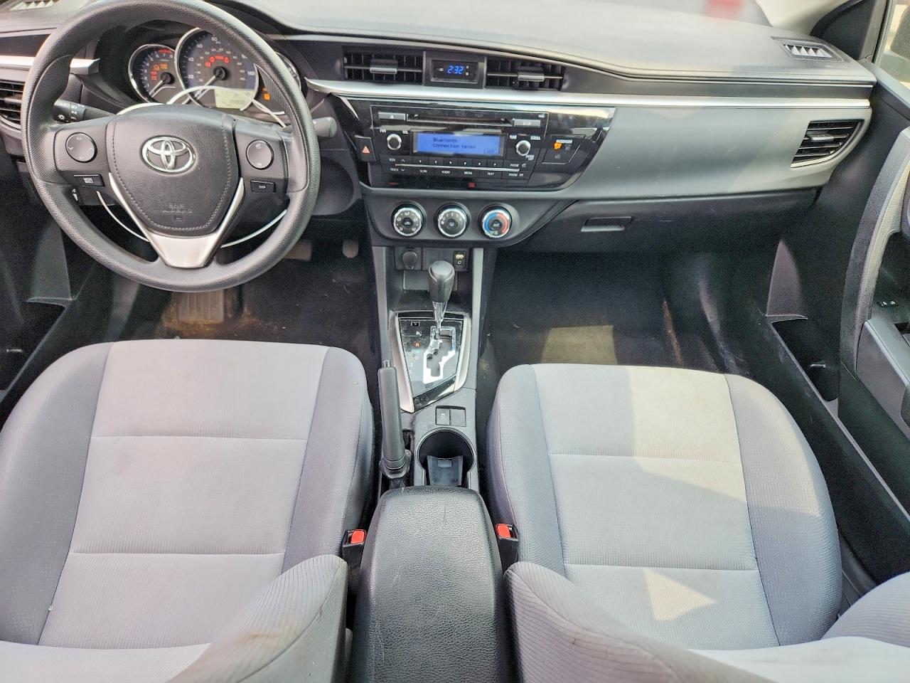 2015 Toyota Corolla L Silver vin: 2T1BURHE4FC357407
