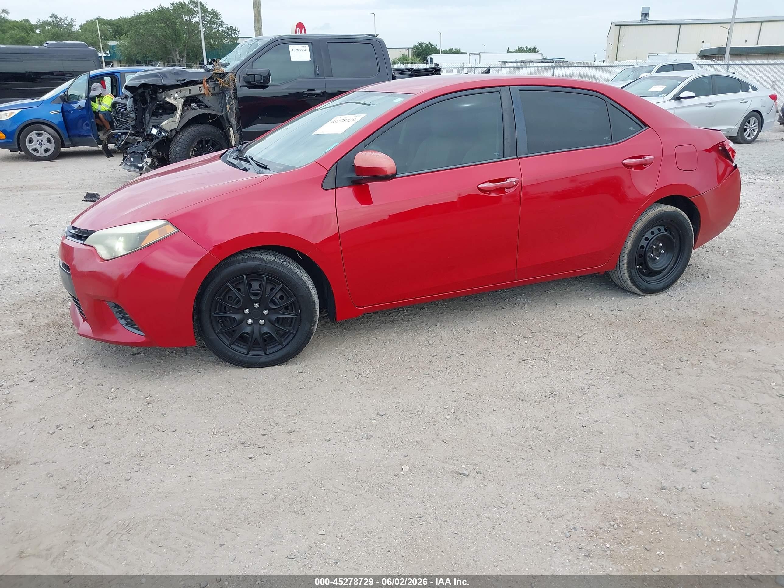 2015 Toyota Corolla Le Красный vin: 2T1BURHE4FC361389