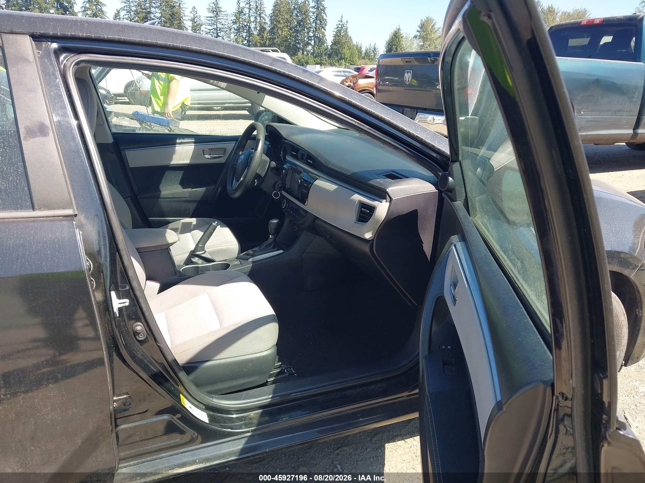 2015 Toyota Corolla Le Black vin: 2T1BURHE4FC364163