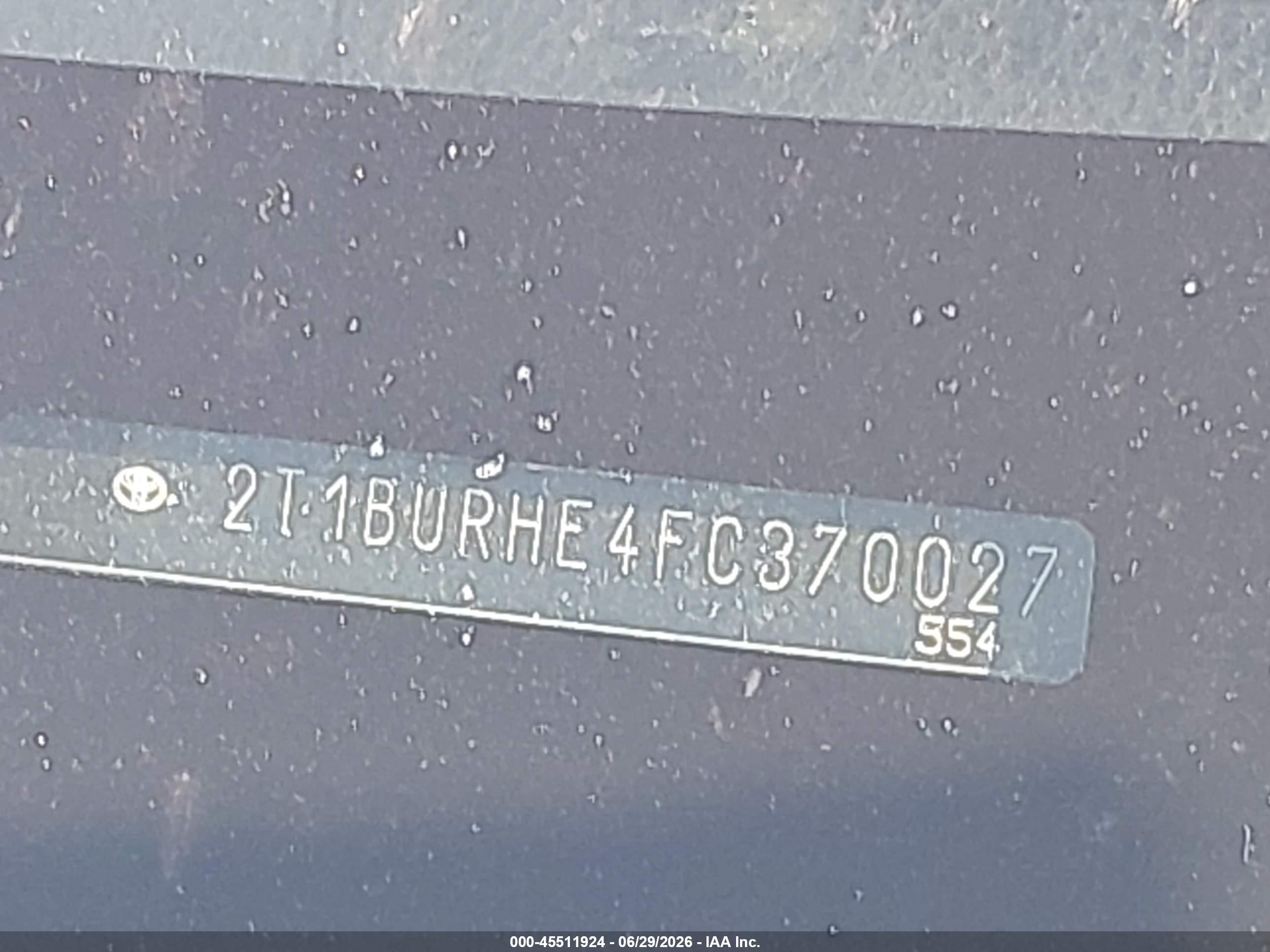 2015 Toyota Corolla Le Серебряный vin: 2T1BURHE4FC370027