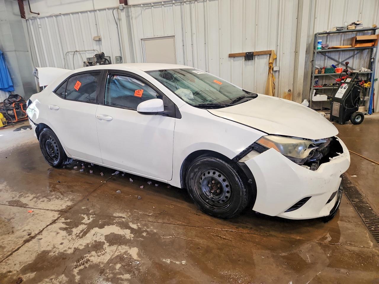 2015 Toyota Corolla L White vin: 2T1BURHE4FC370612