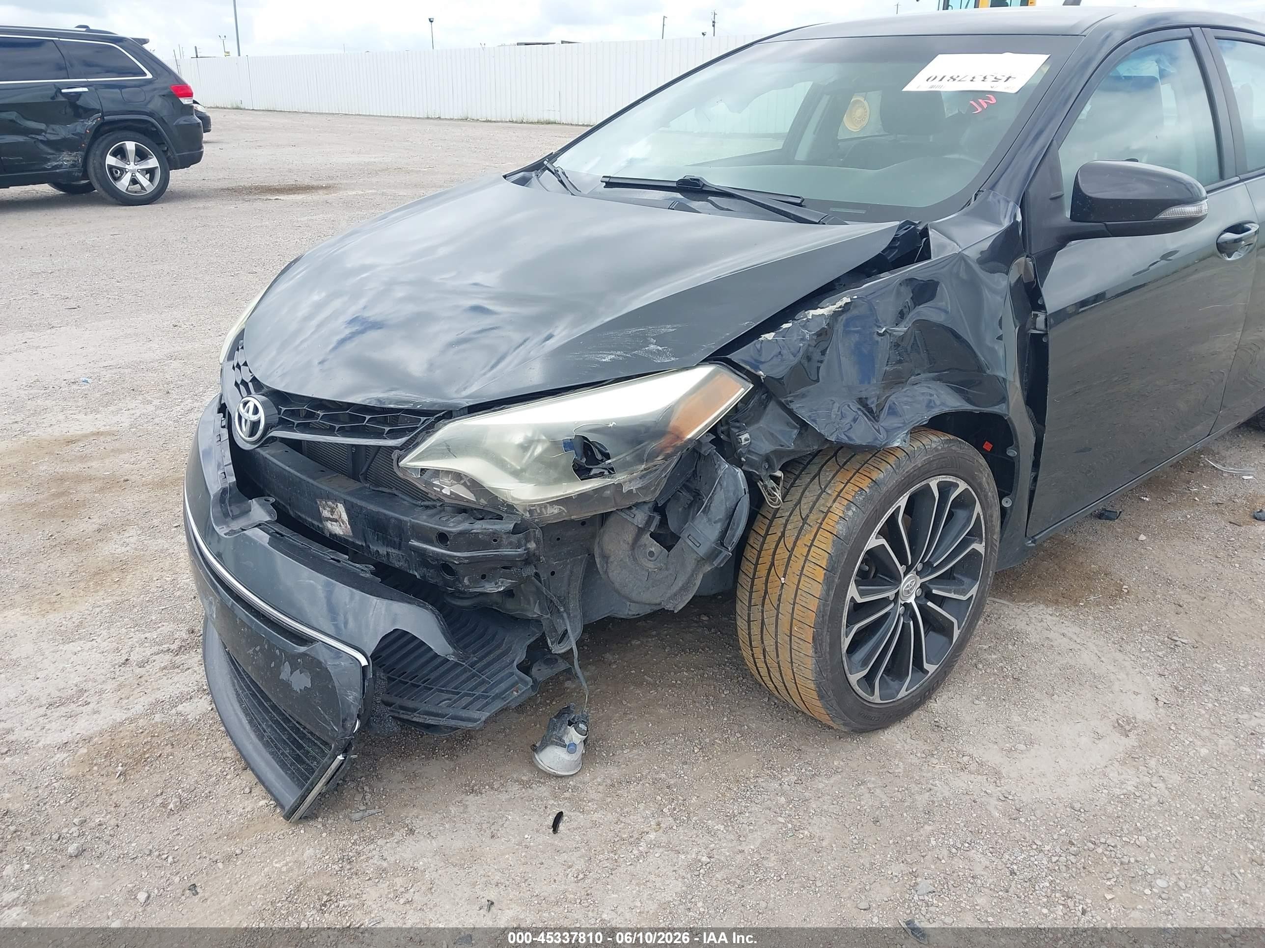 2015 Toyota Corolla S Plus Black vin: 2T1BURHE4FC373123