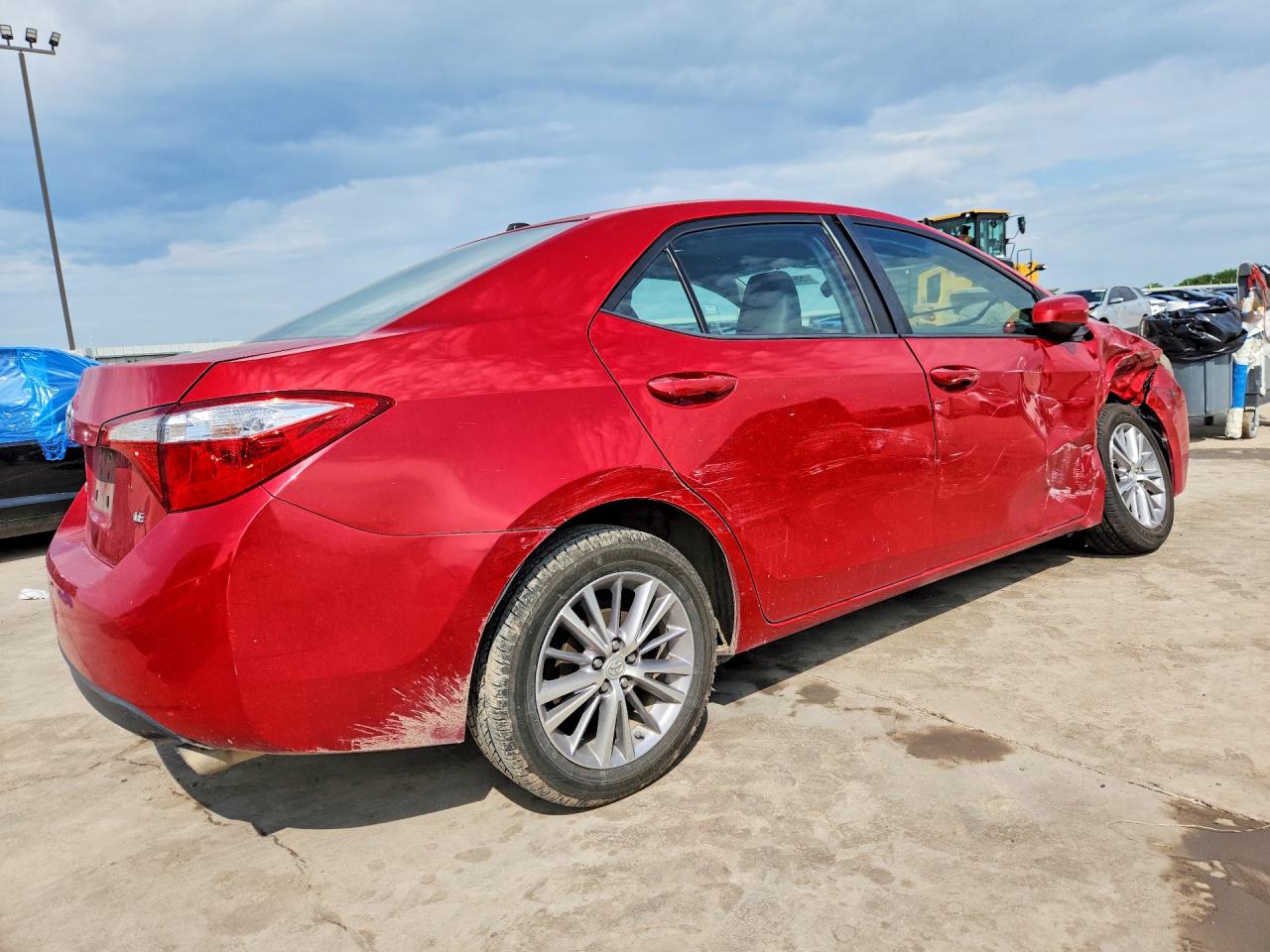 2015 Toyota Corolla Le Premium Red vin: 2T1BURHE4FC378256