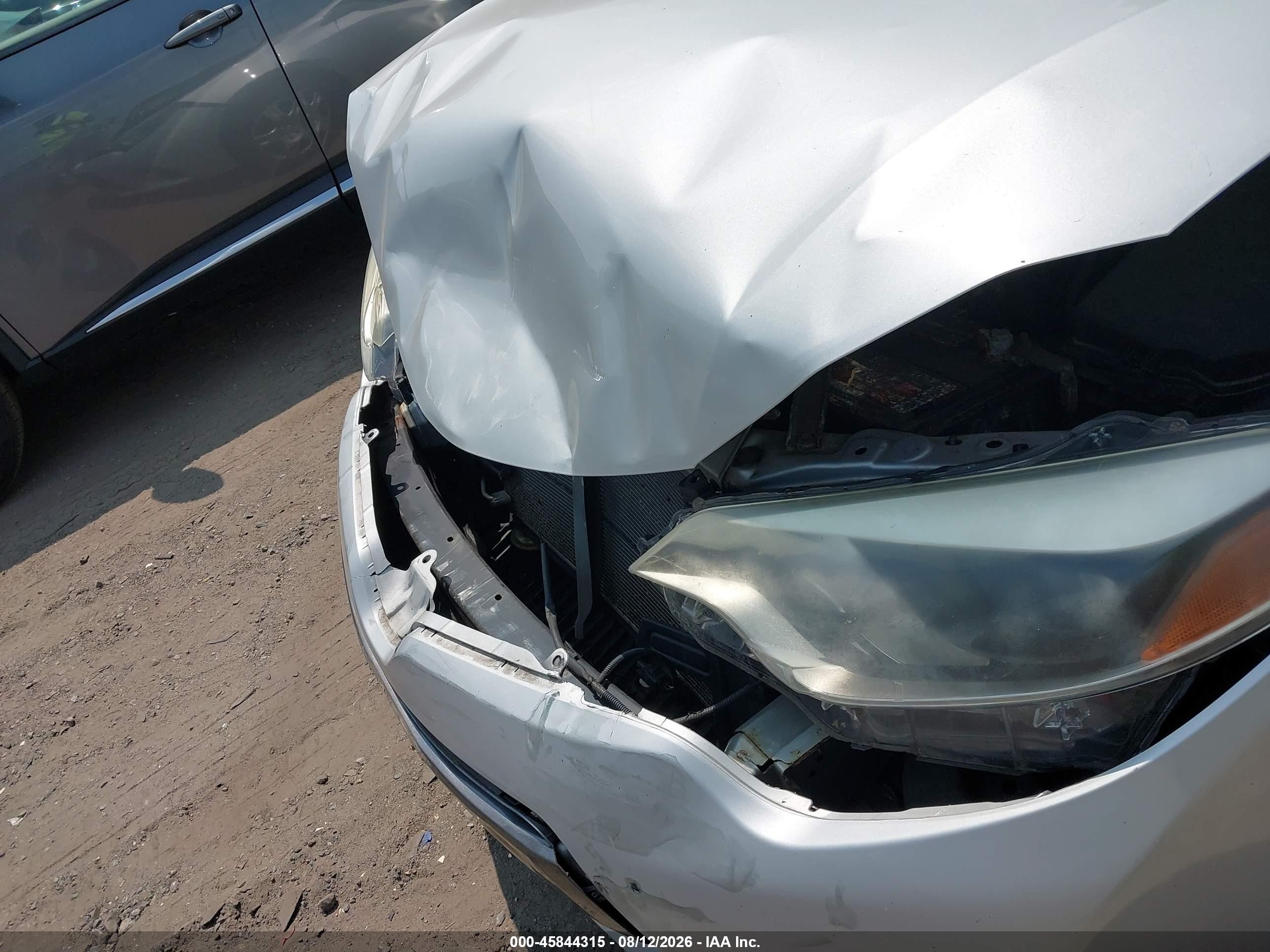 2015 Toyota Corolla Le Gray vin: 2T1BURHE4FC380900