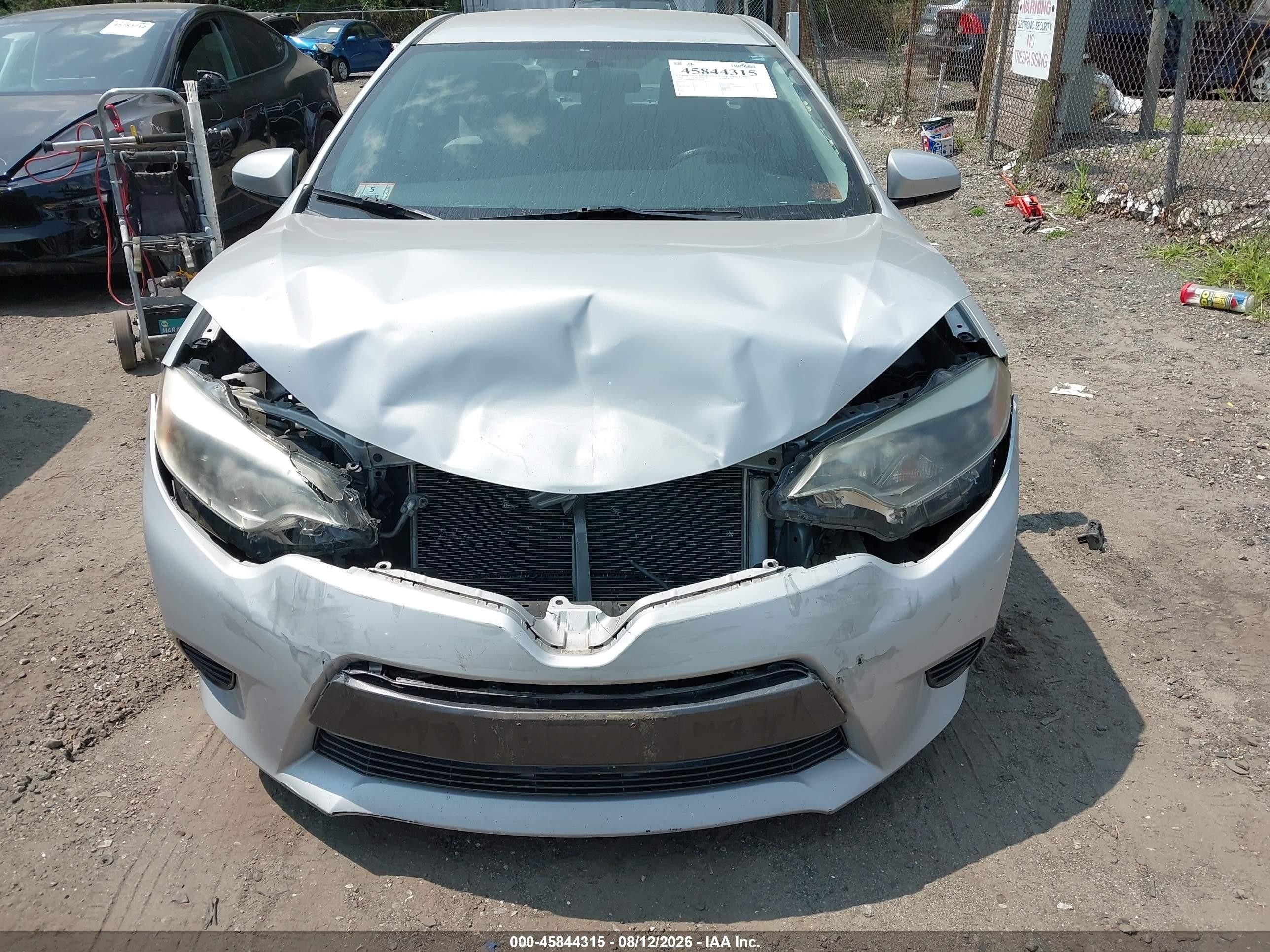 2015 Toyota Corolla Le Gray vin: 2T1BURHE4FC380900