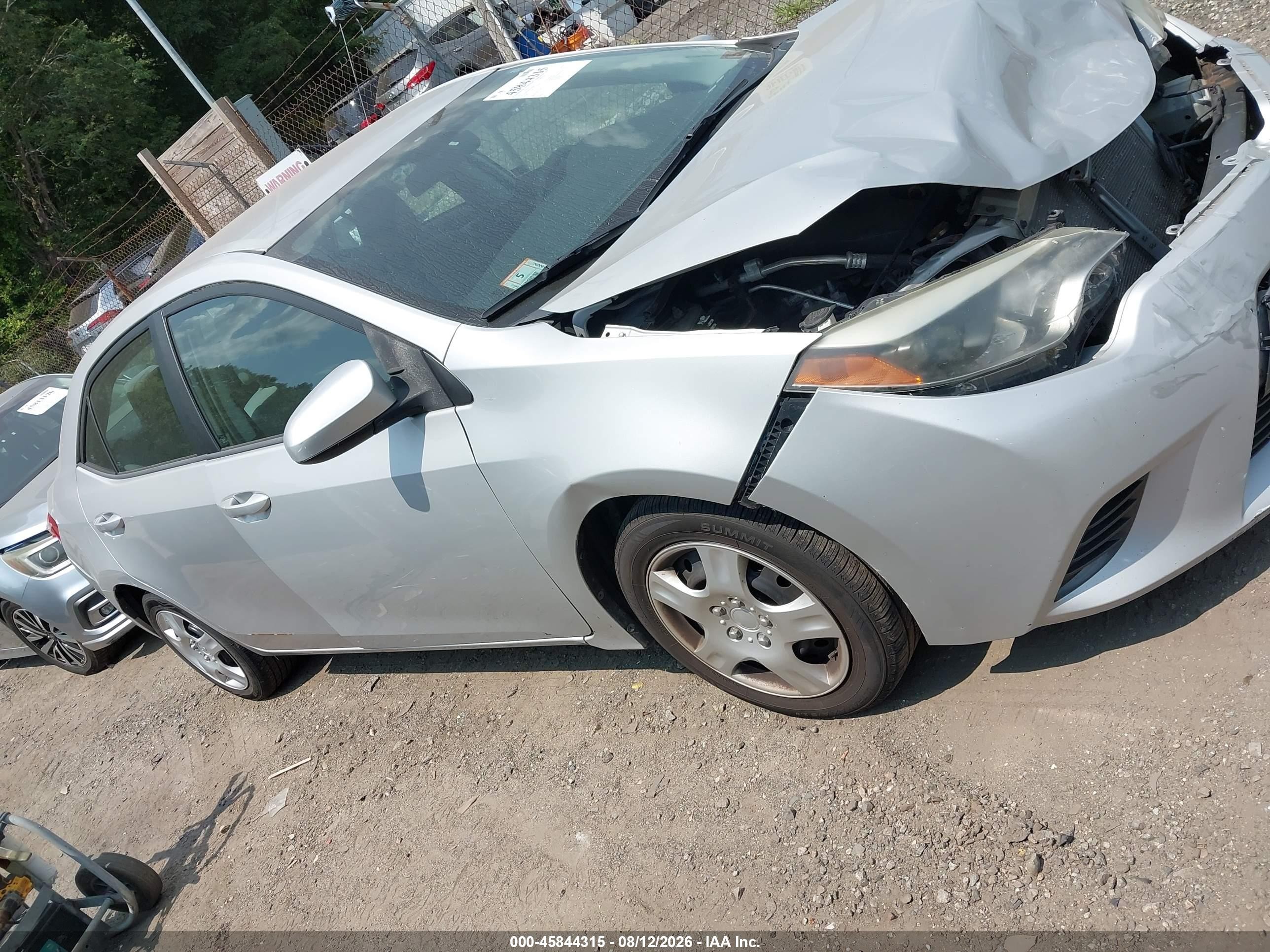 2015 Toyota Corolla Le Gray vin: 2T1BURHE4FC380900