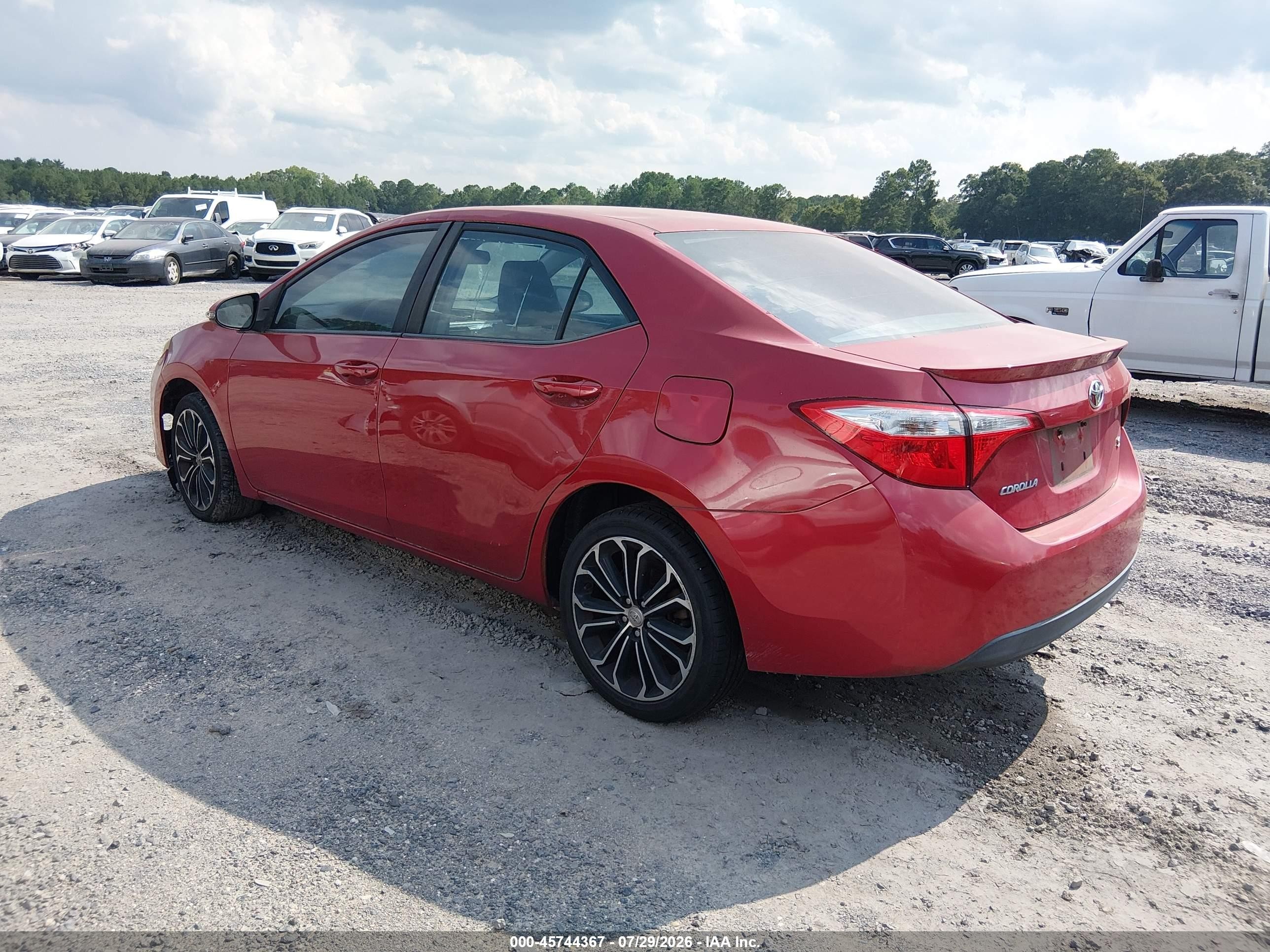 2015 Toyota Corolla S Plus Red vin: 2T1BURHE4FC406654