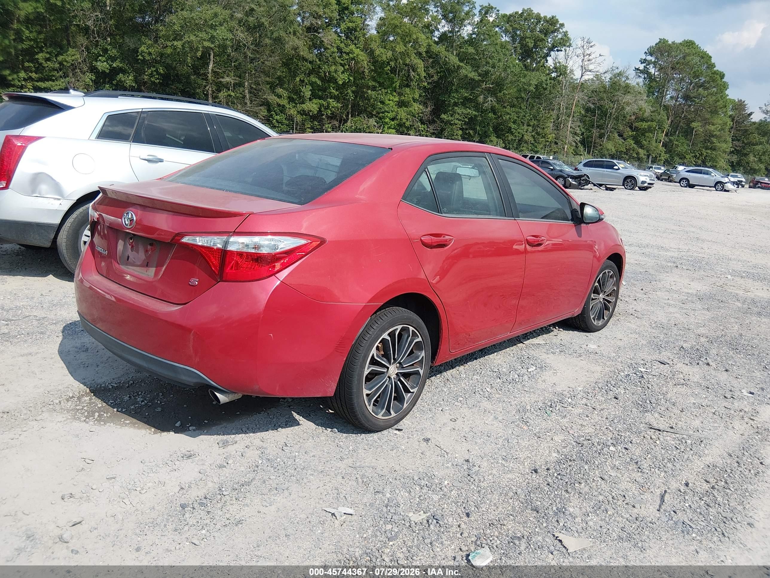 2015 Toyota Corolla S Plus Red vin: 2T1BURHE4FC406654
