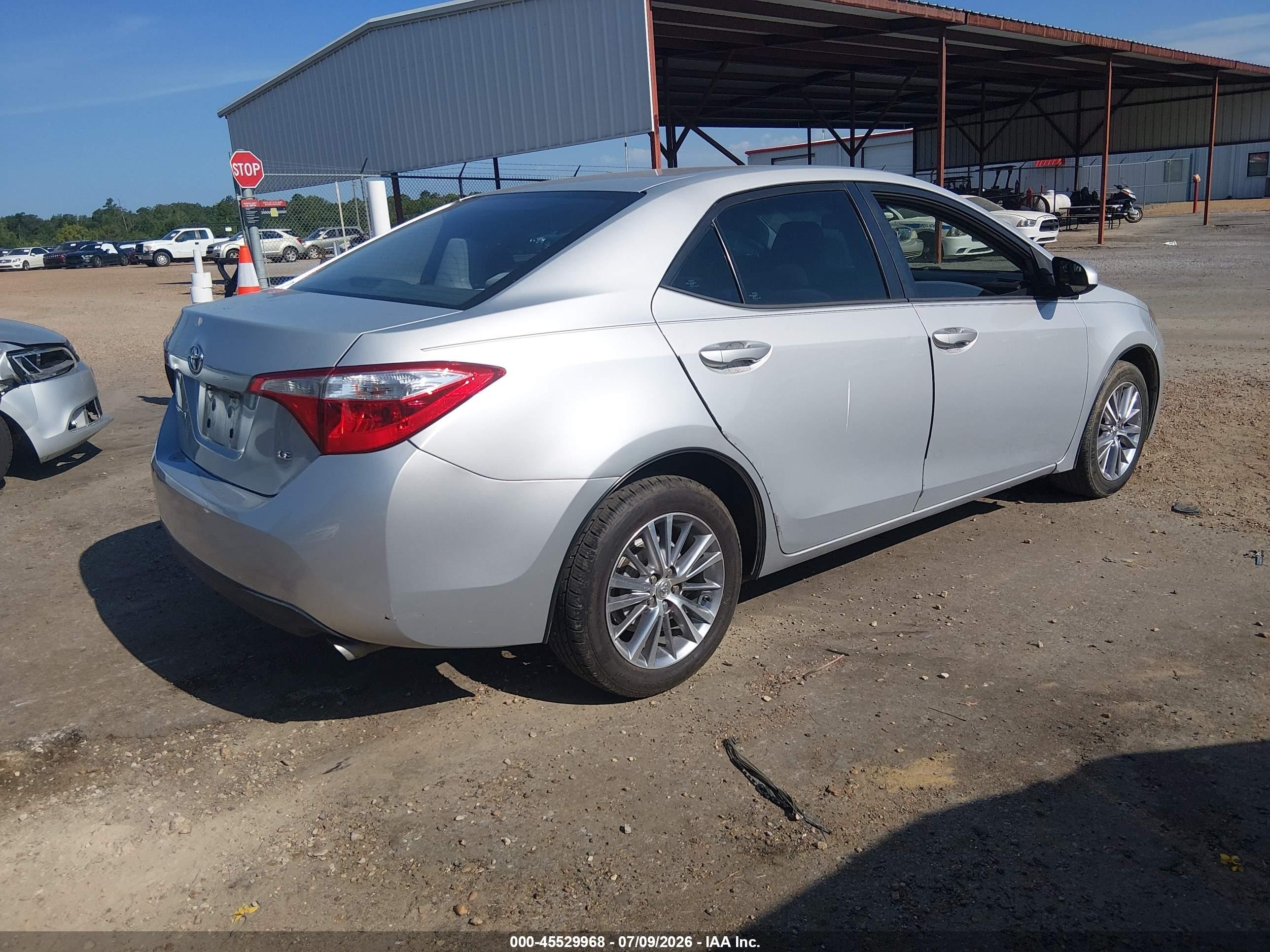 2015 Toyota Corolla Le Plus Silver vin: 2T1BURHE4FC412180