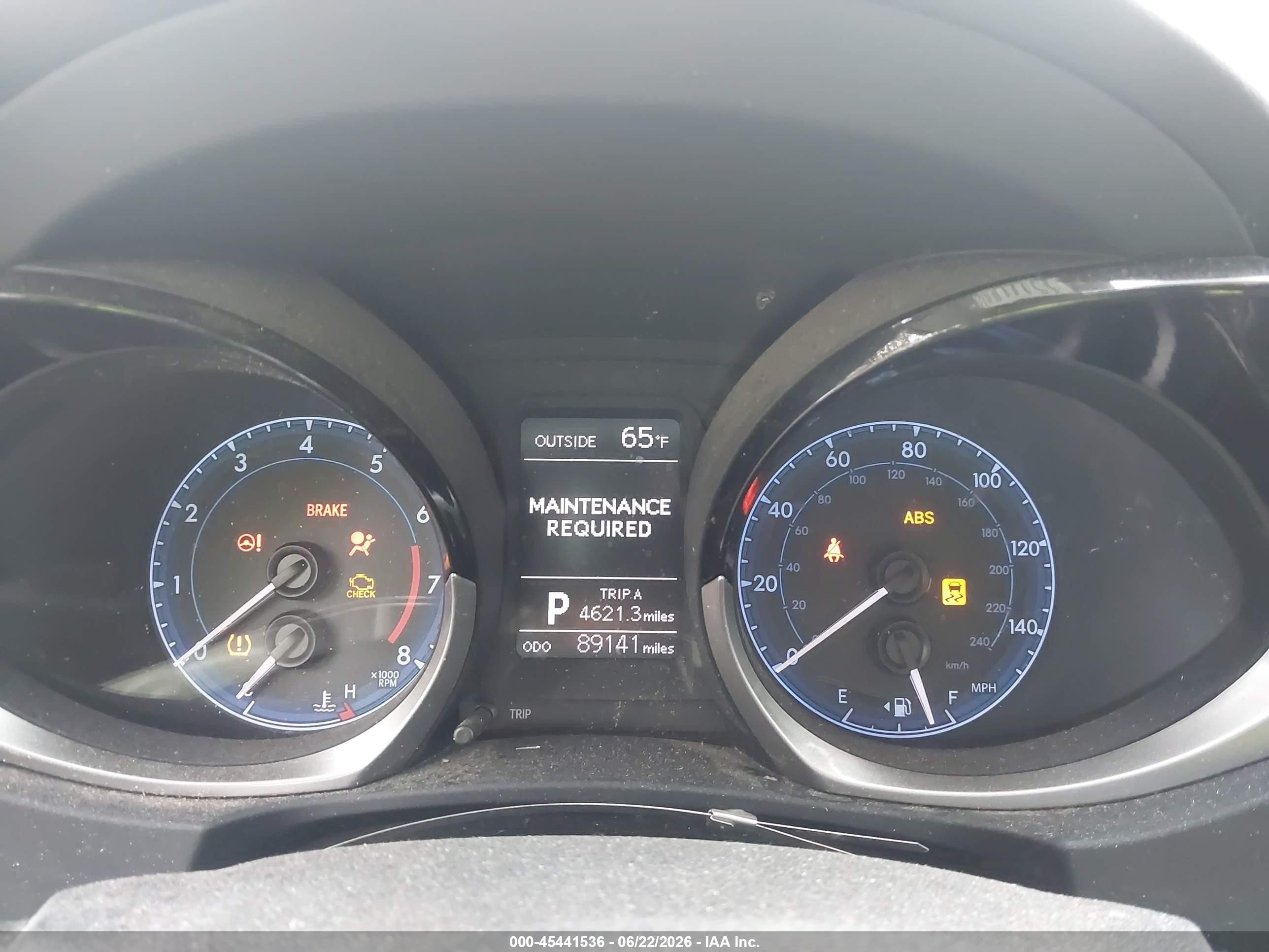 2015 Toyota Corolla S Plus Silver vin: 2T1BURHE4FC413684
