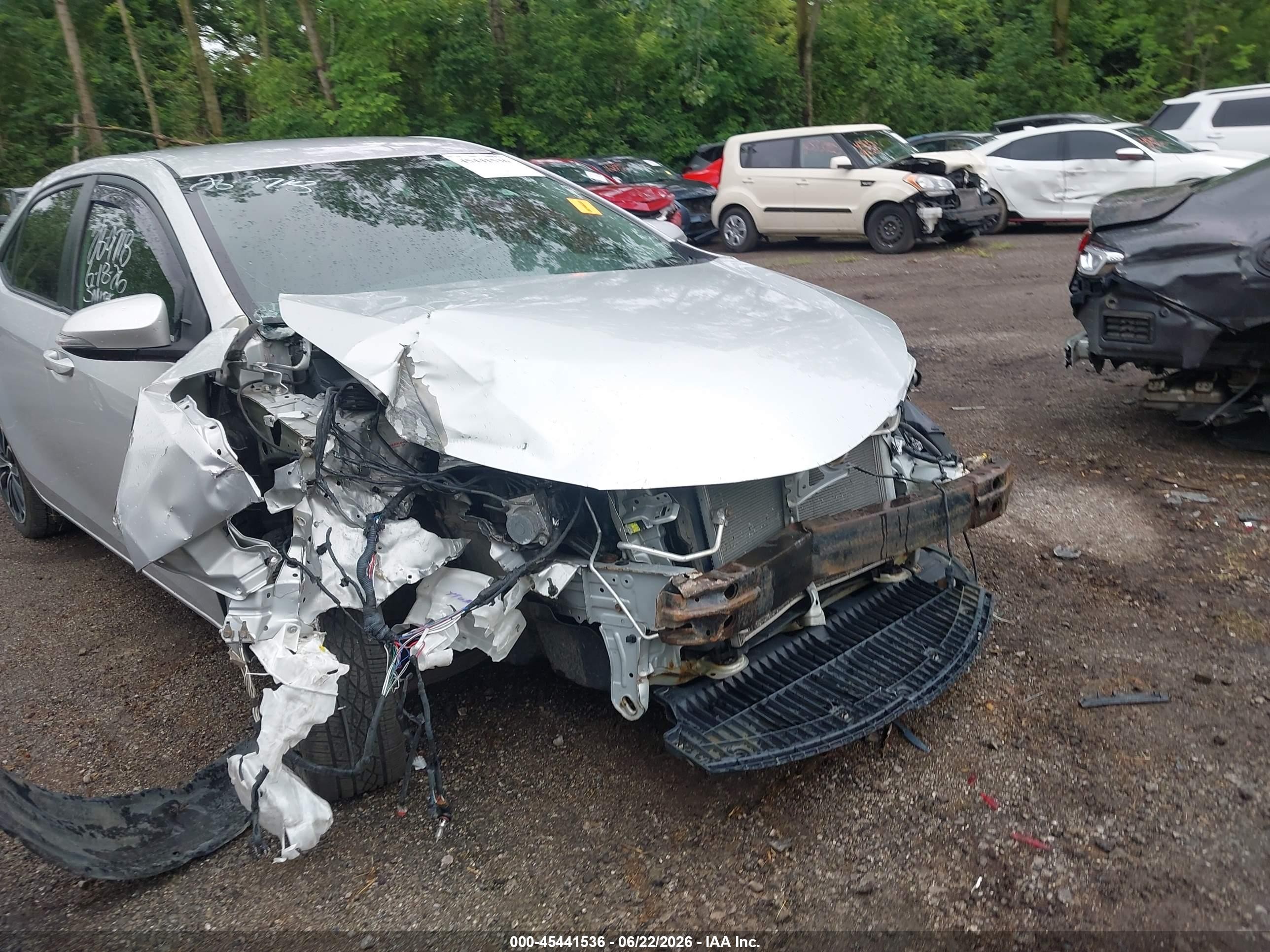 2015 Toyota Corolla S Plus Silver vin: 2T1BURHE4FC413684