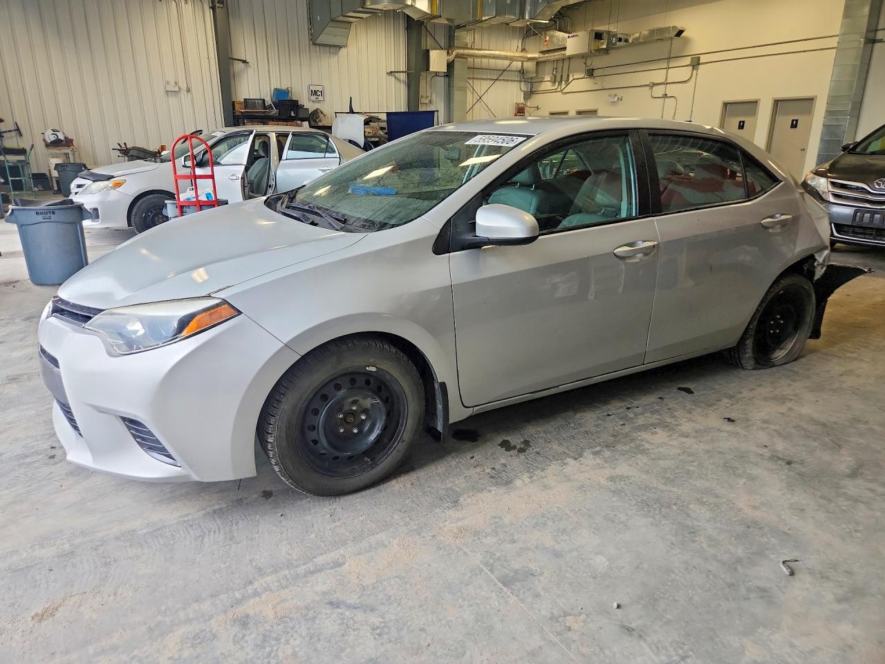 2015 Toyota Corolla L Silver vin: 2T1BURHE4FC413863