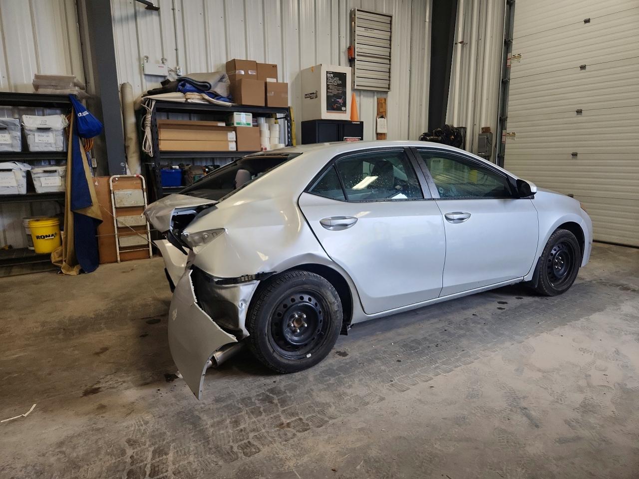 2015 Toyota Corolla L Silver vin: 2T1BURHE4FC413863