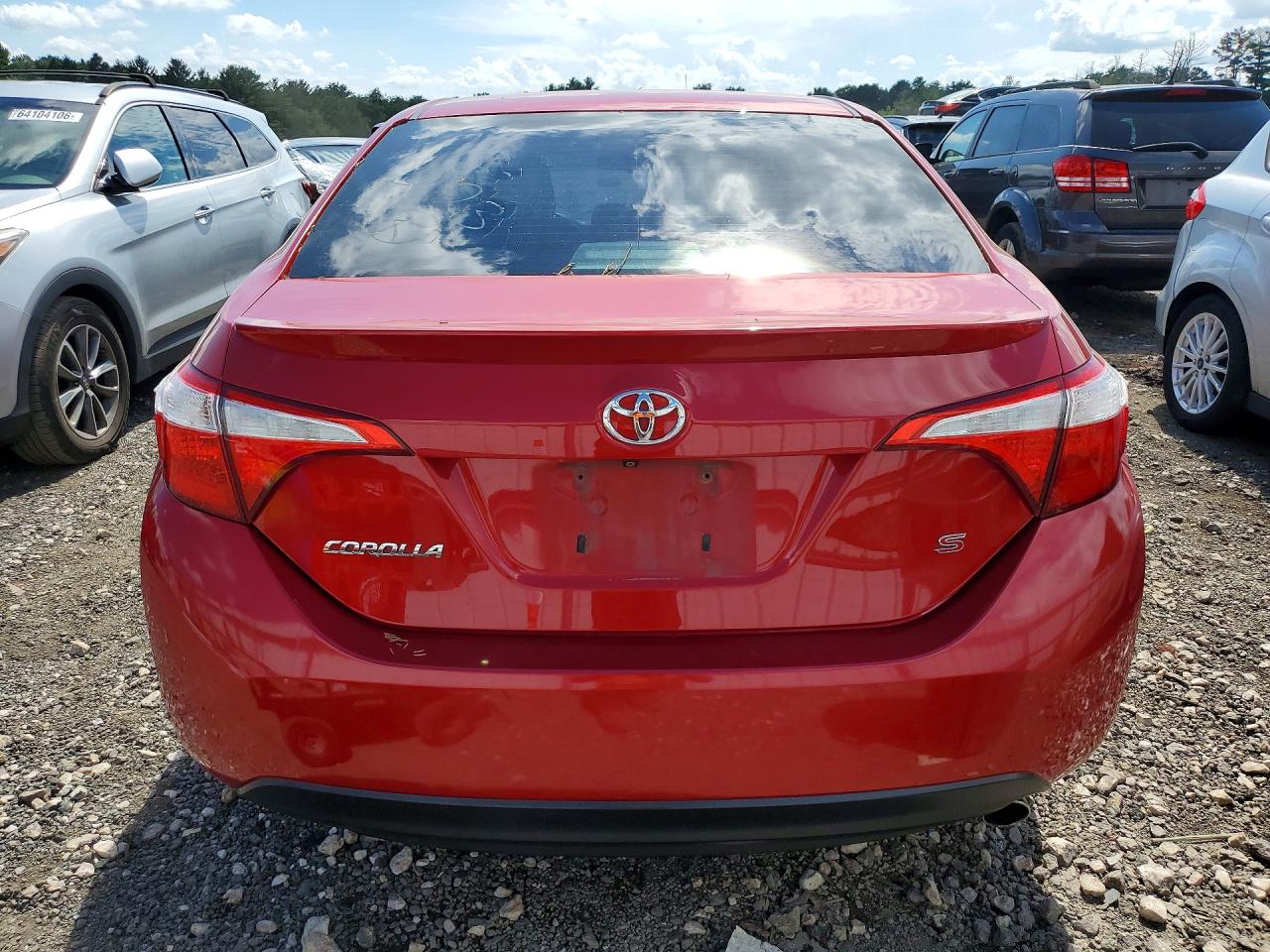 2015 Toyota Corolla S Plus Red vin: 2T1BURHE4FC422093
