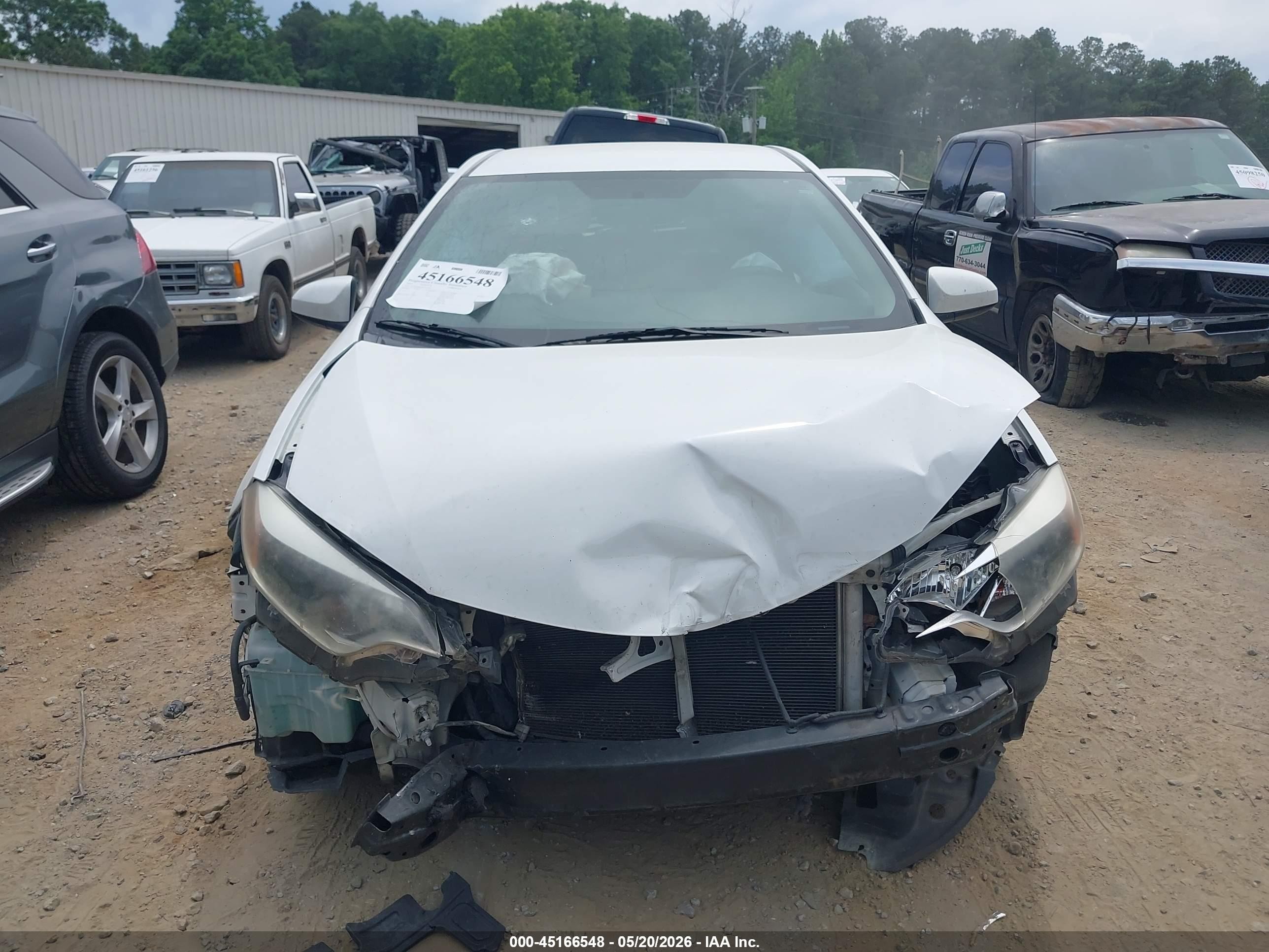 2015 Toyota Corolla Le White vin: 2T1BURHE4FC443428