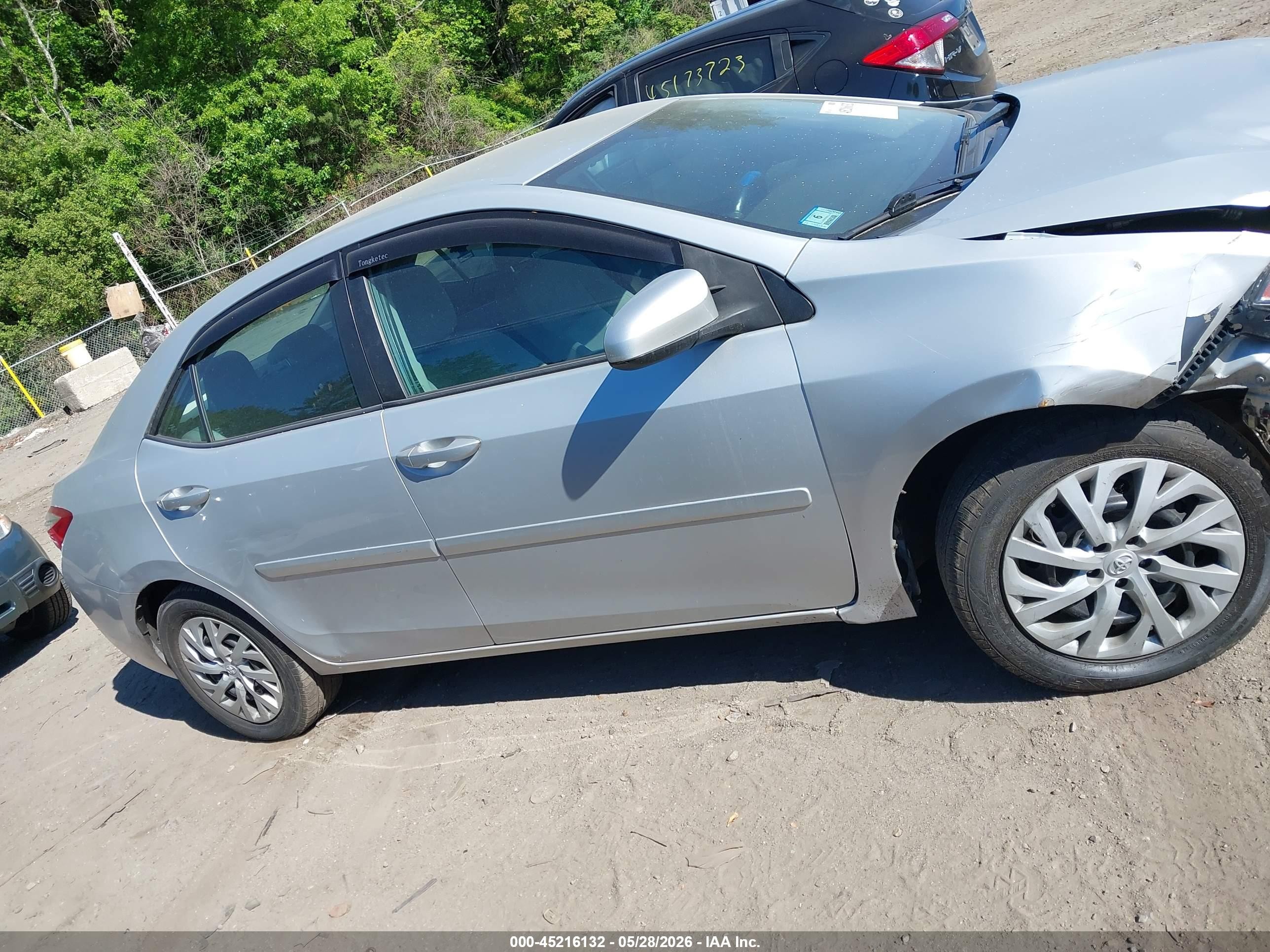 2015 Toyota Corolla Le Silver vin: 2T1BURHE4FC444546