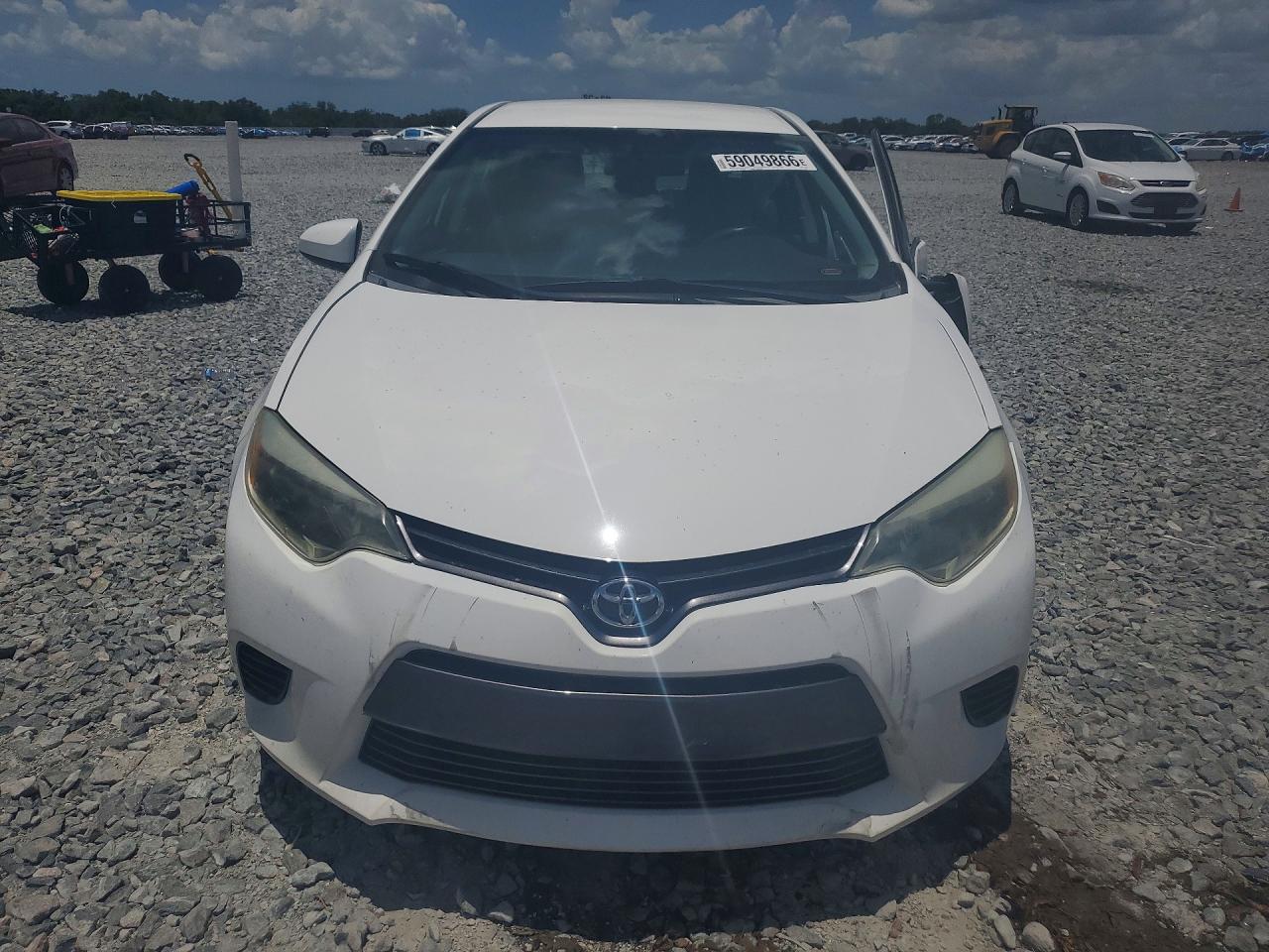 2015 Toyota Corolla Le White vin: 2T1BURHE4FC453036