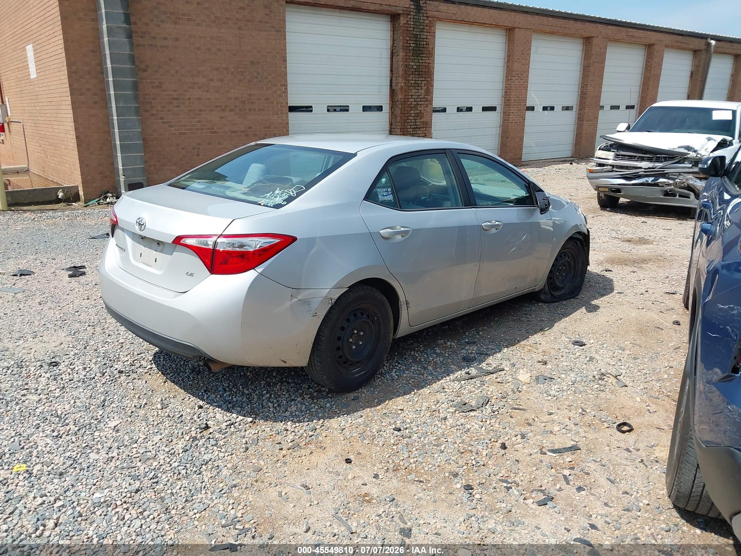 2015 Toyota Corolla Le Silver vin: 2T1BURHE4FC454381