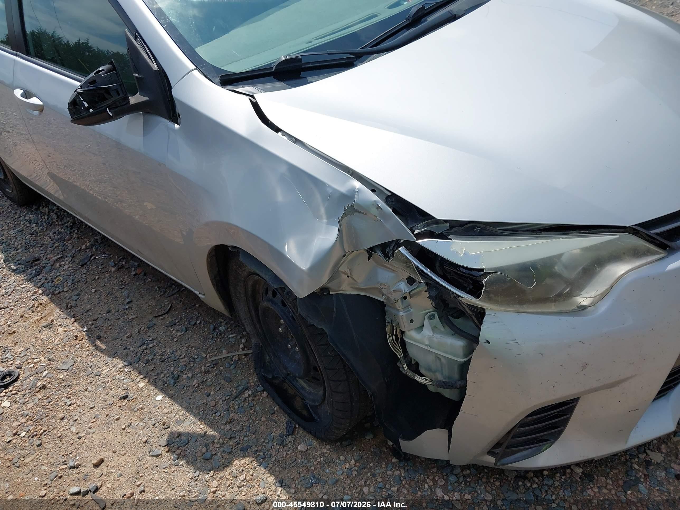 2015 Toyota Corolla Le Silver vin: 2T1BURHE4FC454381