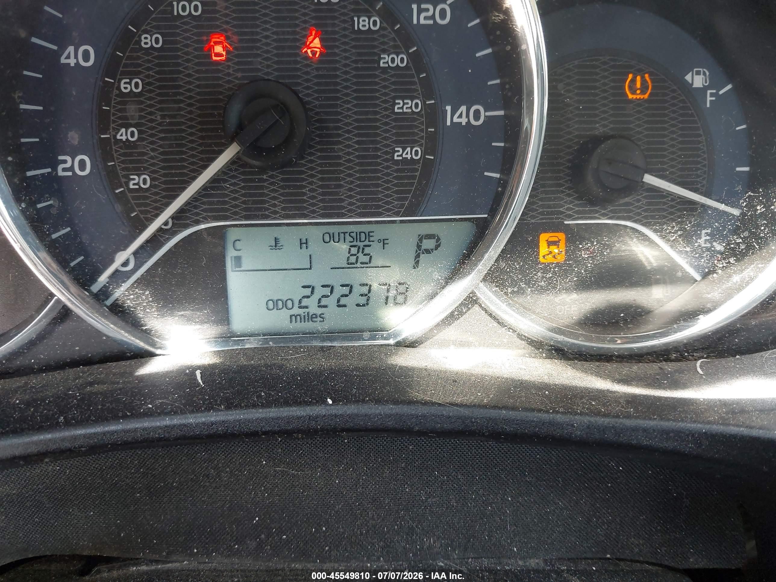 2015 Toyota Corolla Le Silver vin: 2T1BURHE4FC454381