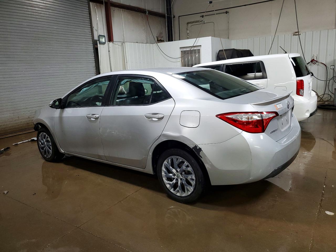 2015 Toyota Corolla S Plus Серебряный vin: 2T1BURHE4FC466806