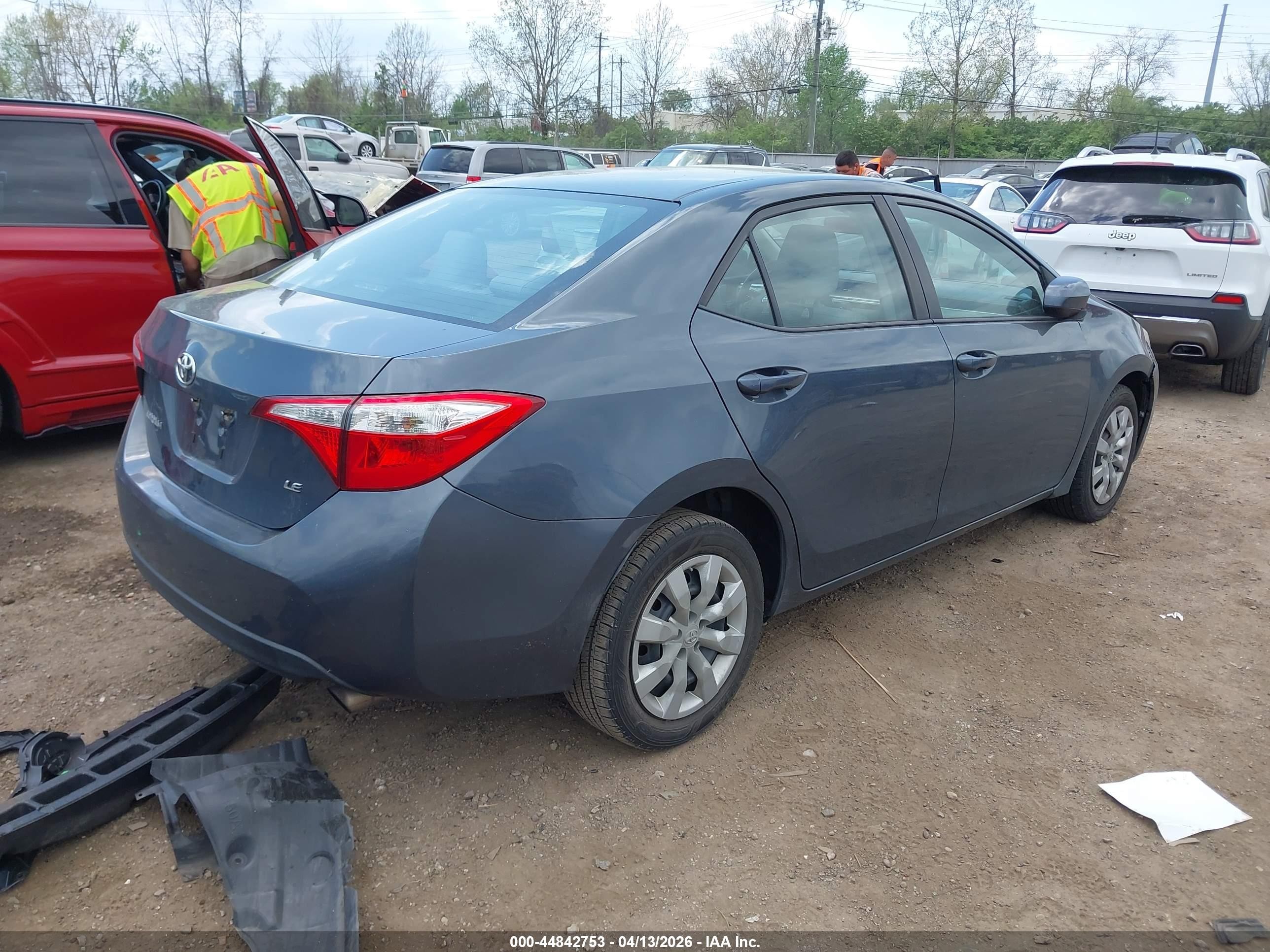 2015 Toyota Corolla Le Blue vin: 2T1BURHE4FC478969