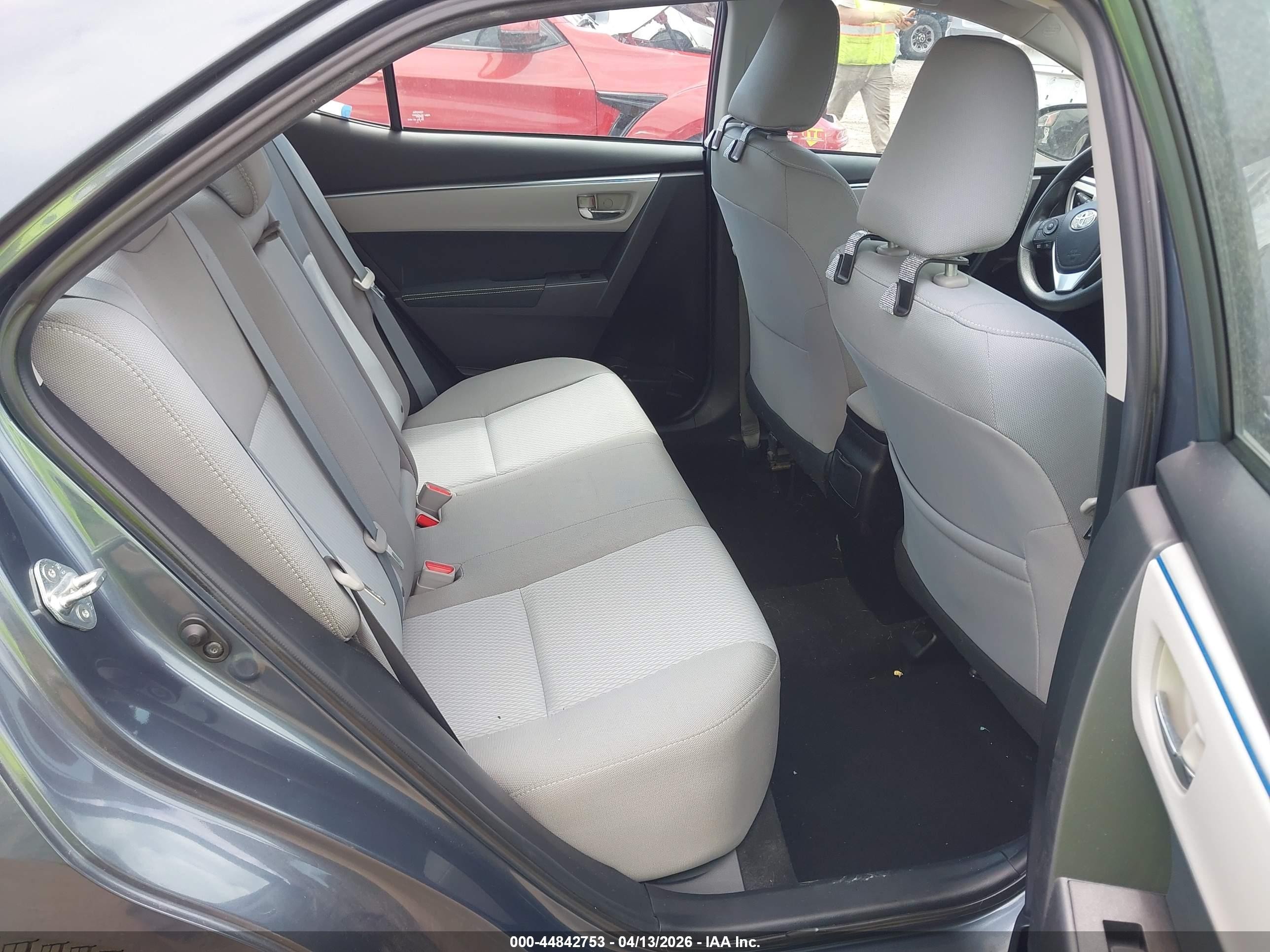 2015 Toyota Corolla Le Blue vin: 2T1BURHE4FC478969