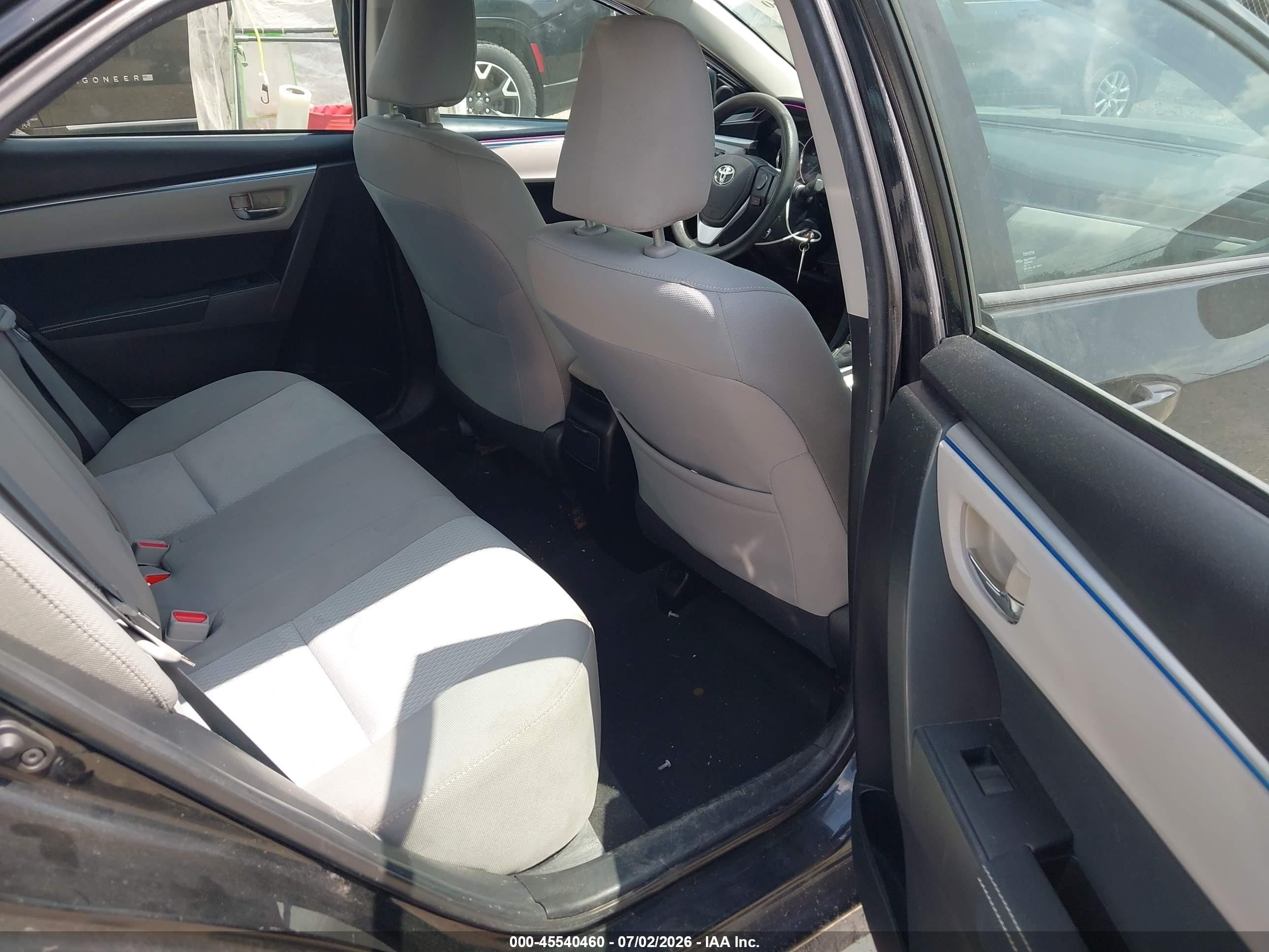 2015 Toyota Corolla Le Dark Blue vin: 2T1BURHE4FC480365