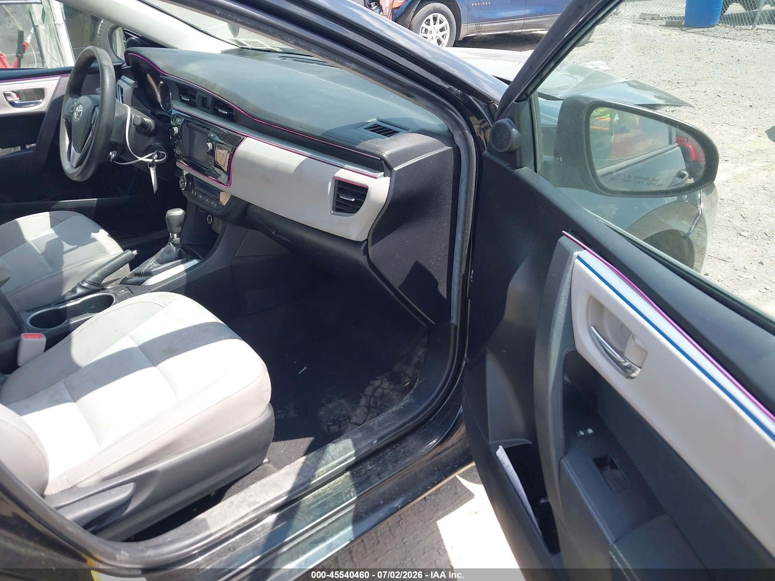 2015 Toyota Corolla Le Dark Blue vin: 2T1BURHE4FC480365