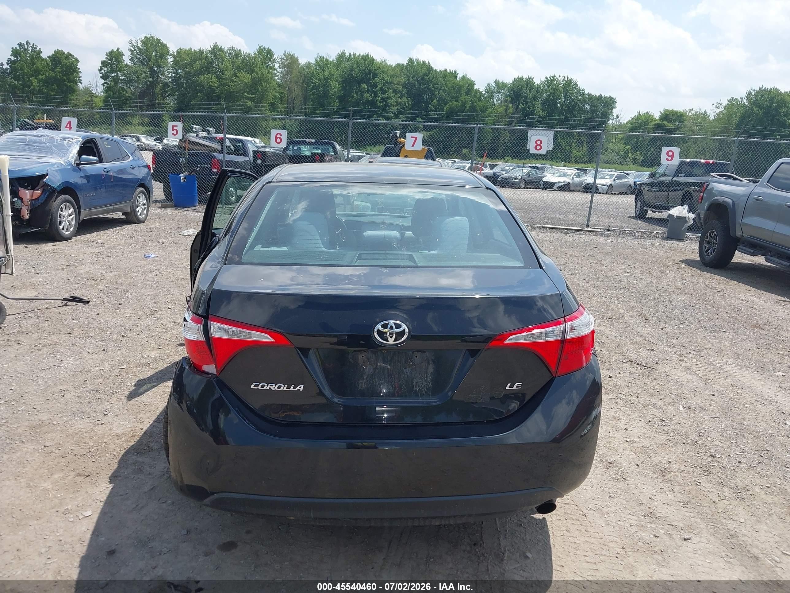 2015 Toyota Corolla Le Dark Blue vin: 2T1BURHE4FC480365