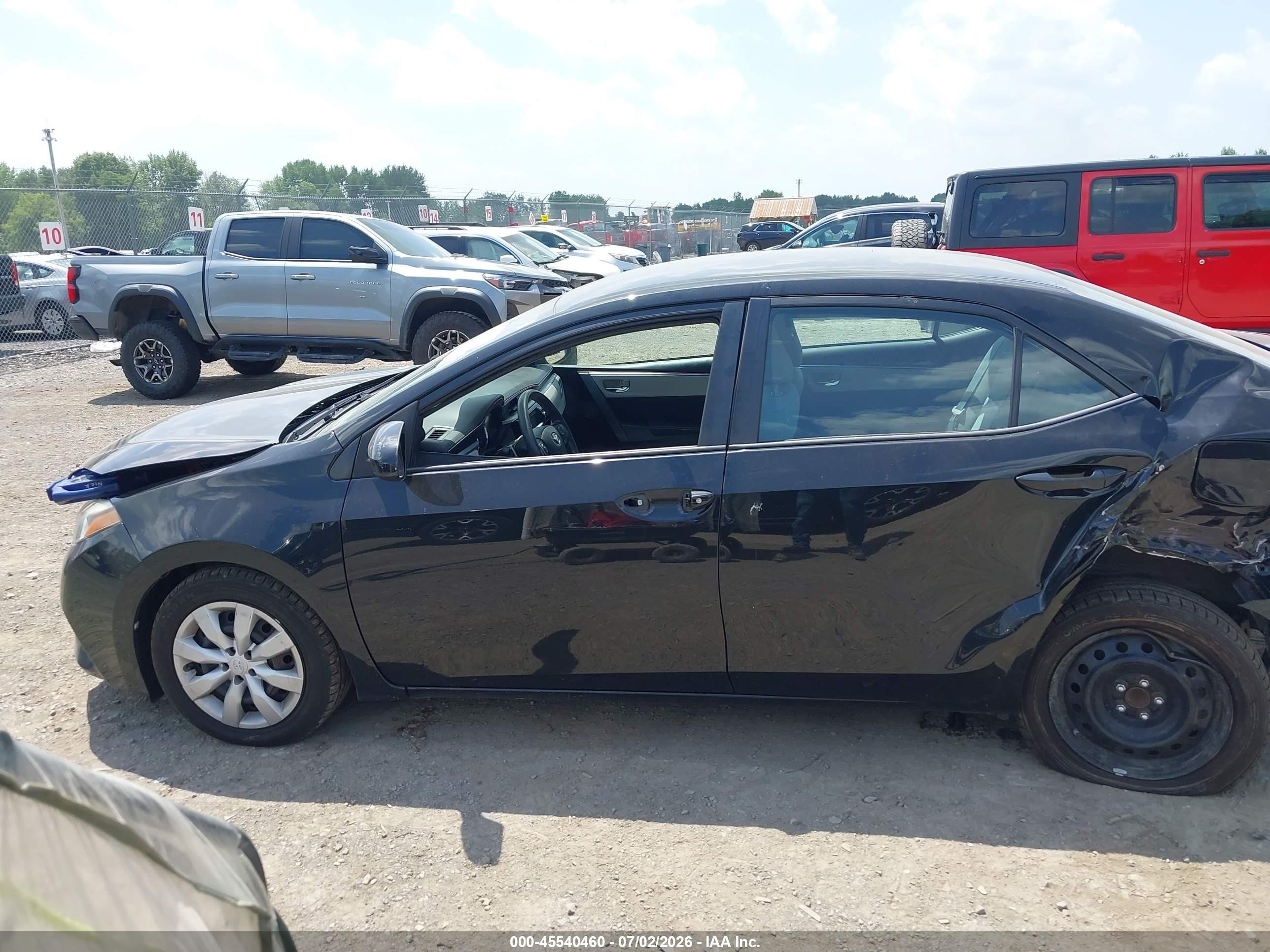 2015 Toyota Corolla Le Dark Blue vin: 2T1BURHE4FC480365