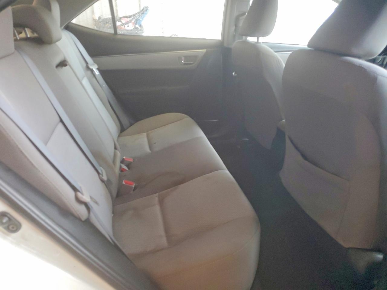 2016 Toyota Corolla Le White vin: 2T1BURHE4GC553316