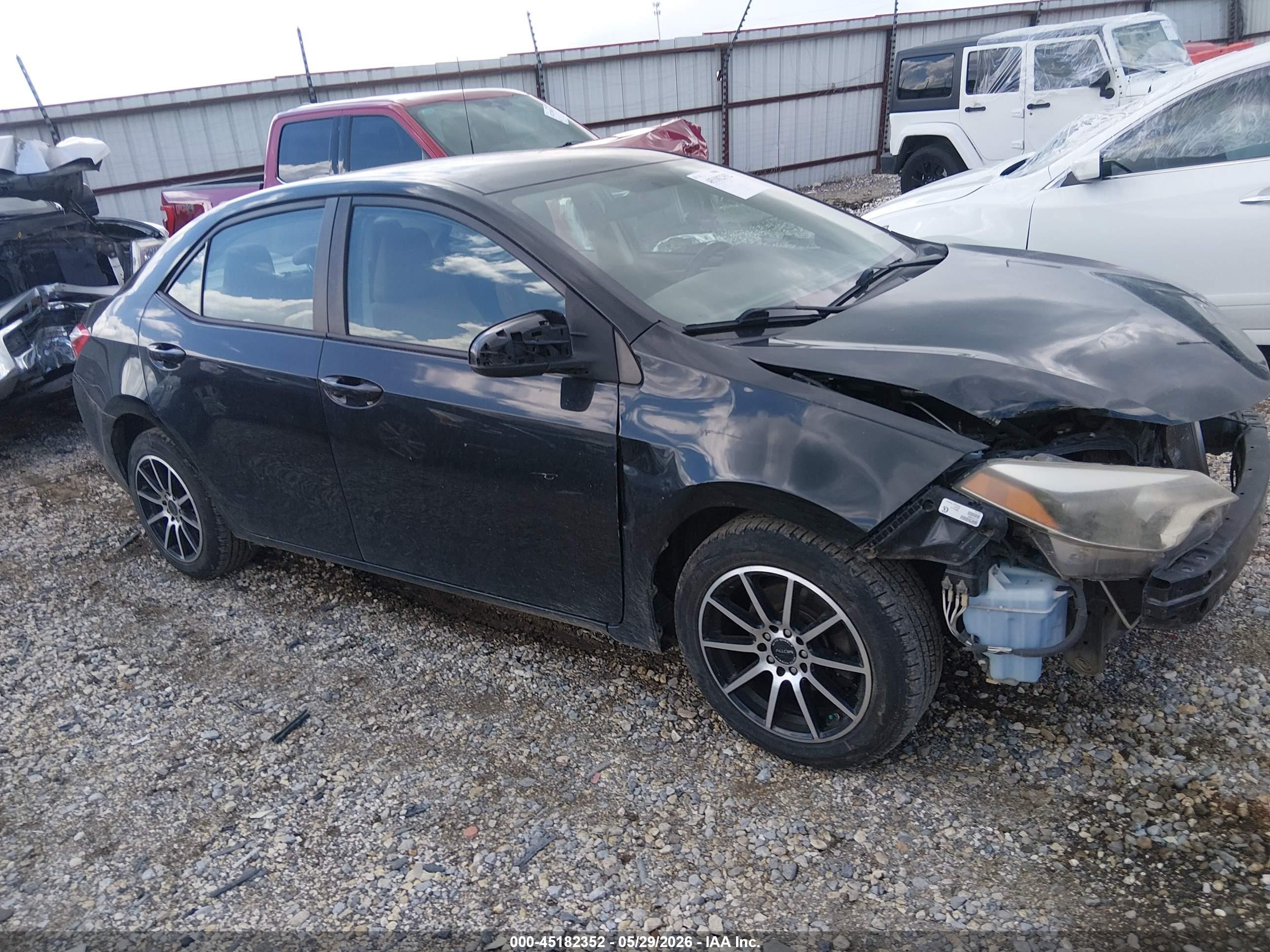 2016 Toyota Corolla Le Black vin: 2T1BURHE4GC603101