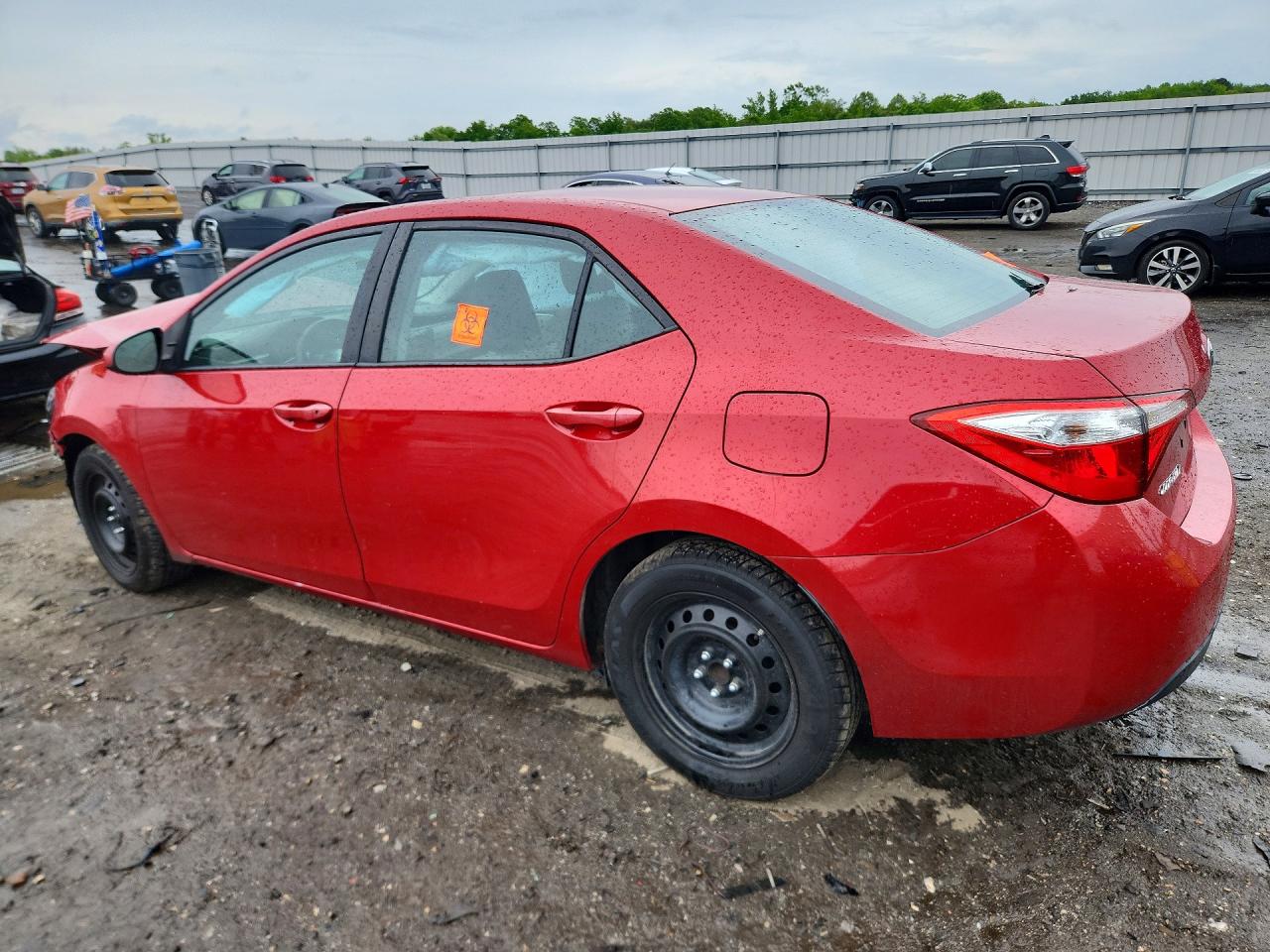 2016 Toyota Corolla Le Red vin: 2T1BURHE4GC604474