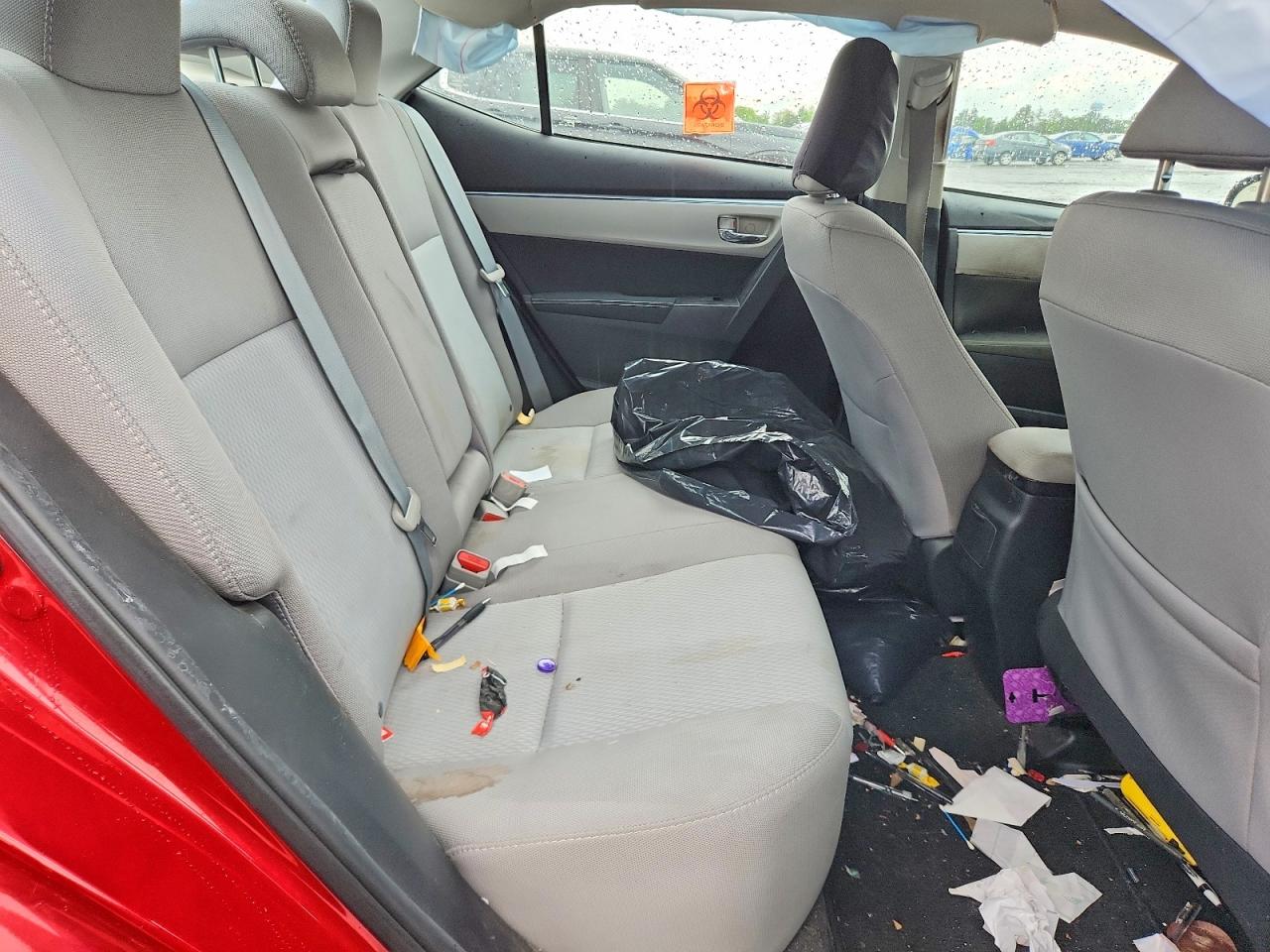 2016 Toyota Corolla Le Red vin: 2T1BURHE4GC604474