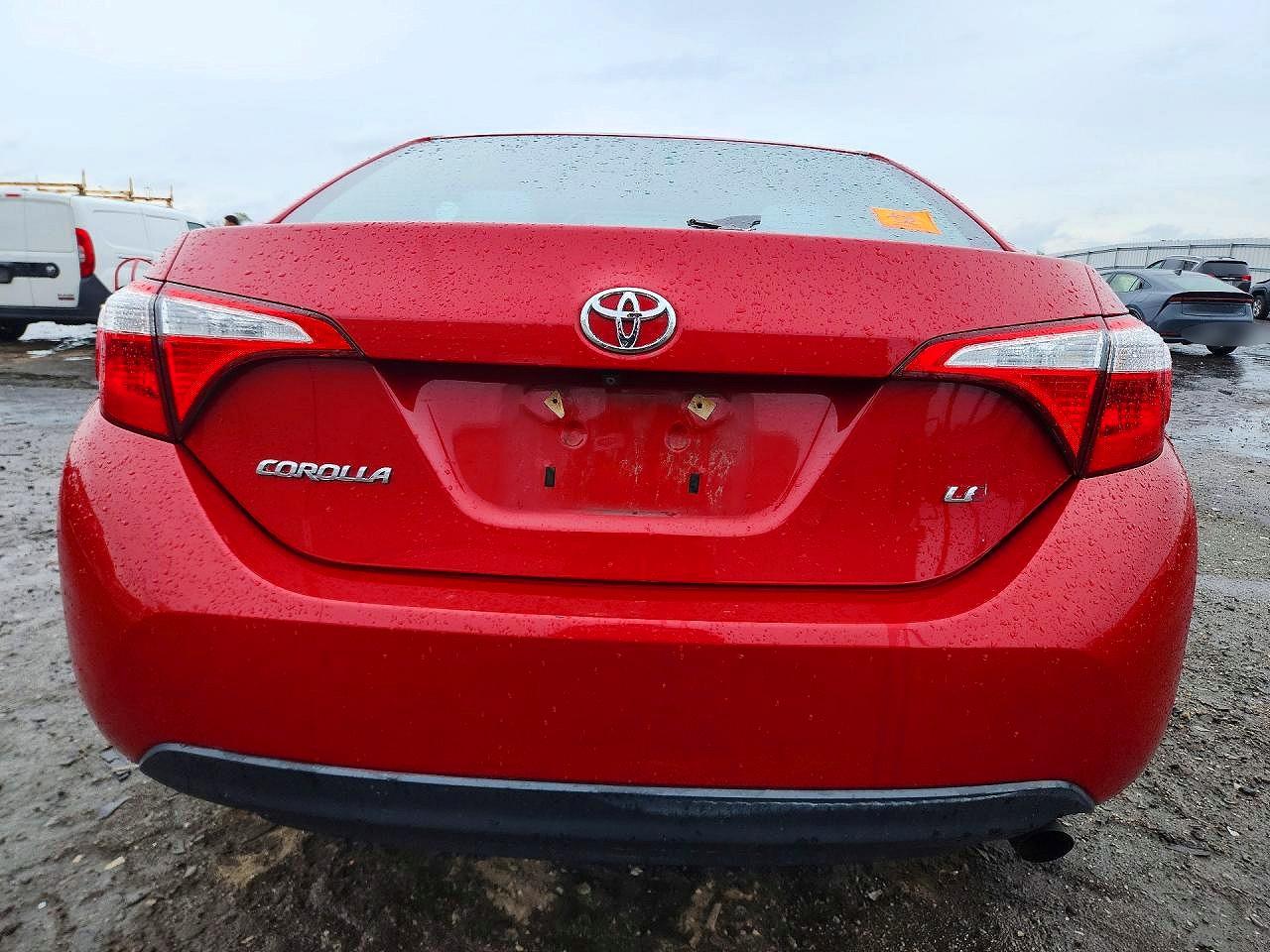 2016 Toyota Corolla Le Red vin: 2T1BURHE4GC604474