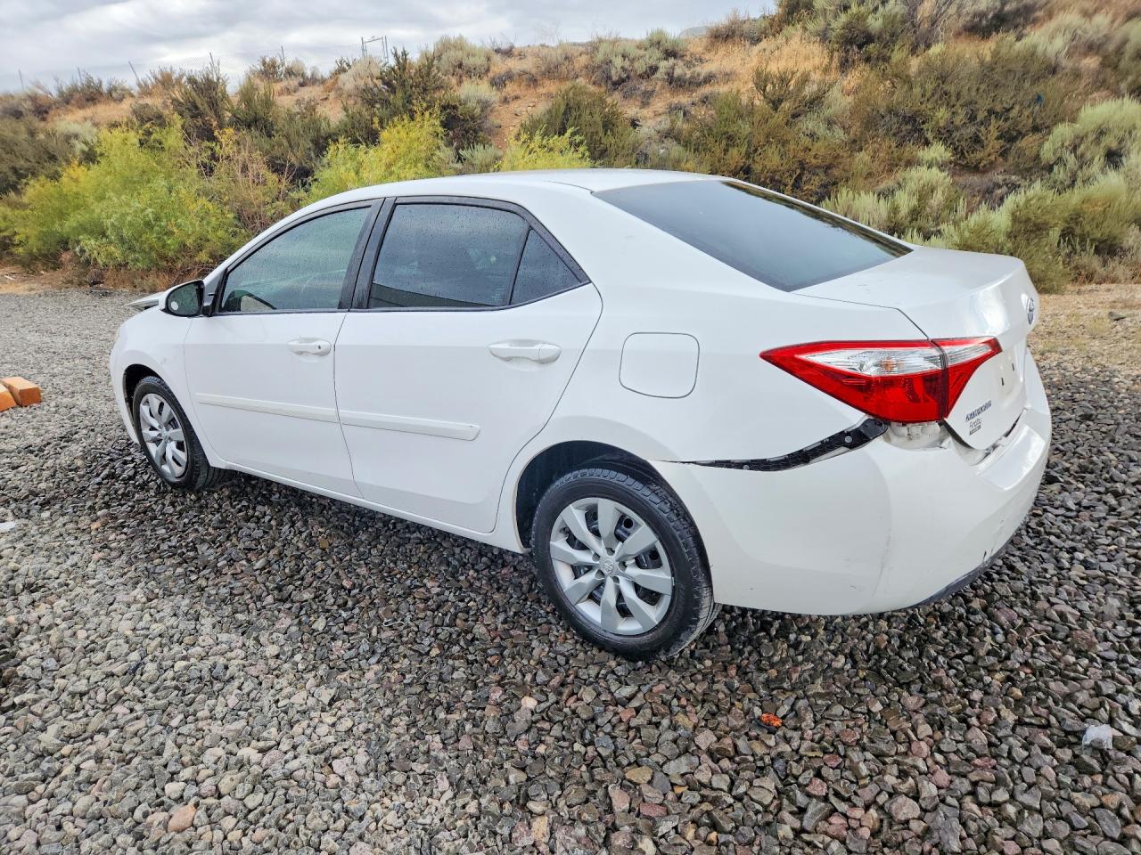 2016 Toyota Corolla Le Белый vin: 2T1BURHE4GC629083