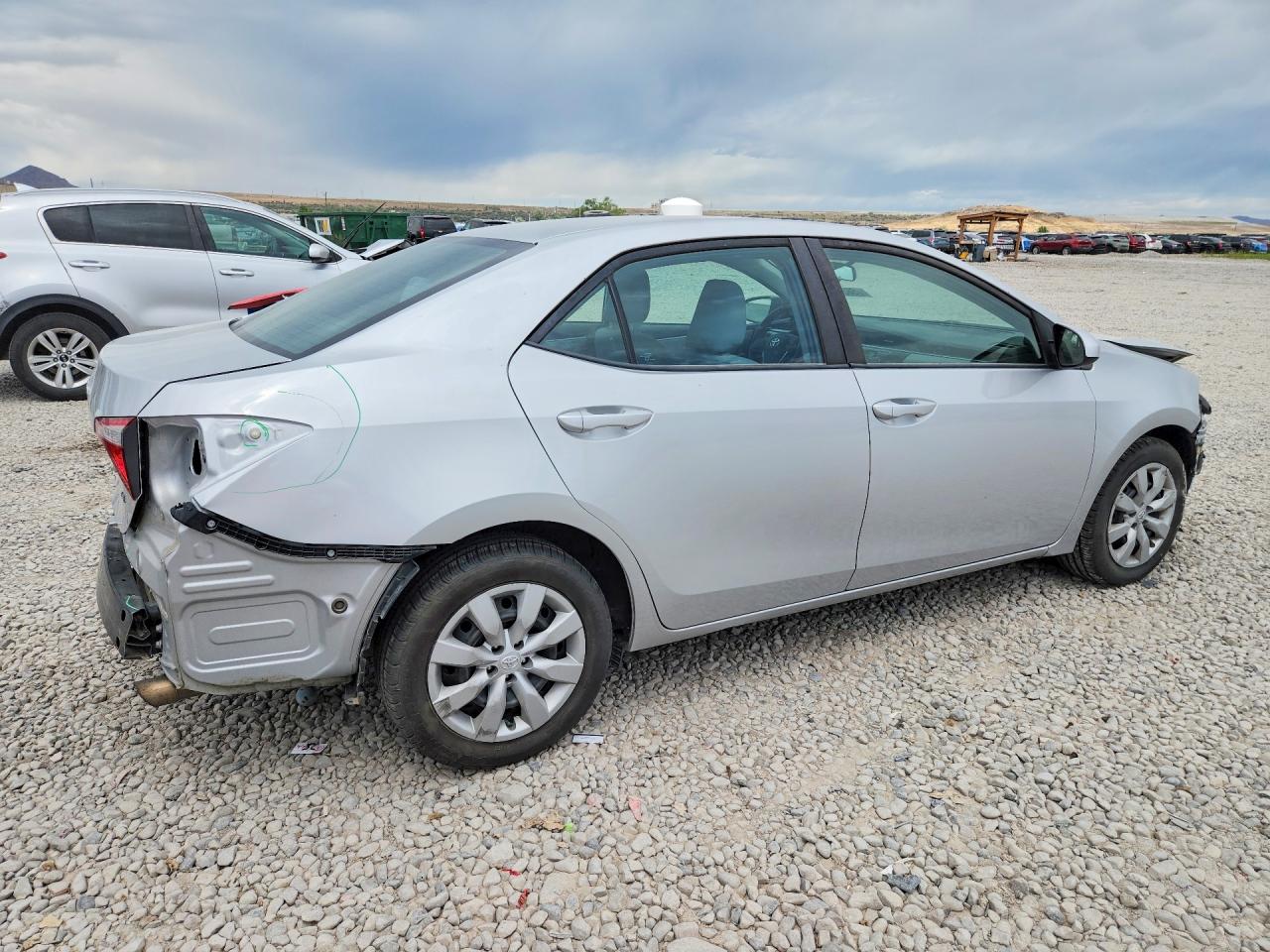 2016 Toyota Corolla Le Silver vin: 2T1BURHE4GC641895